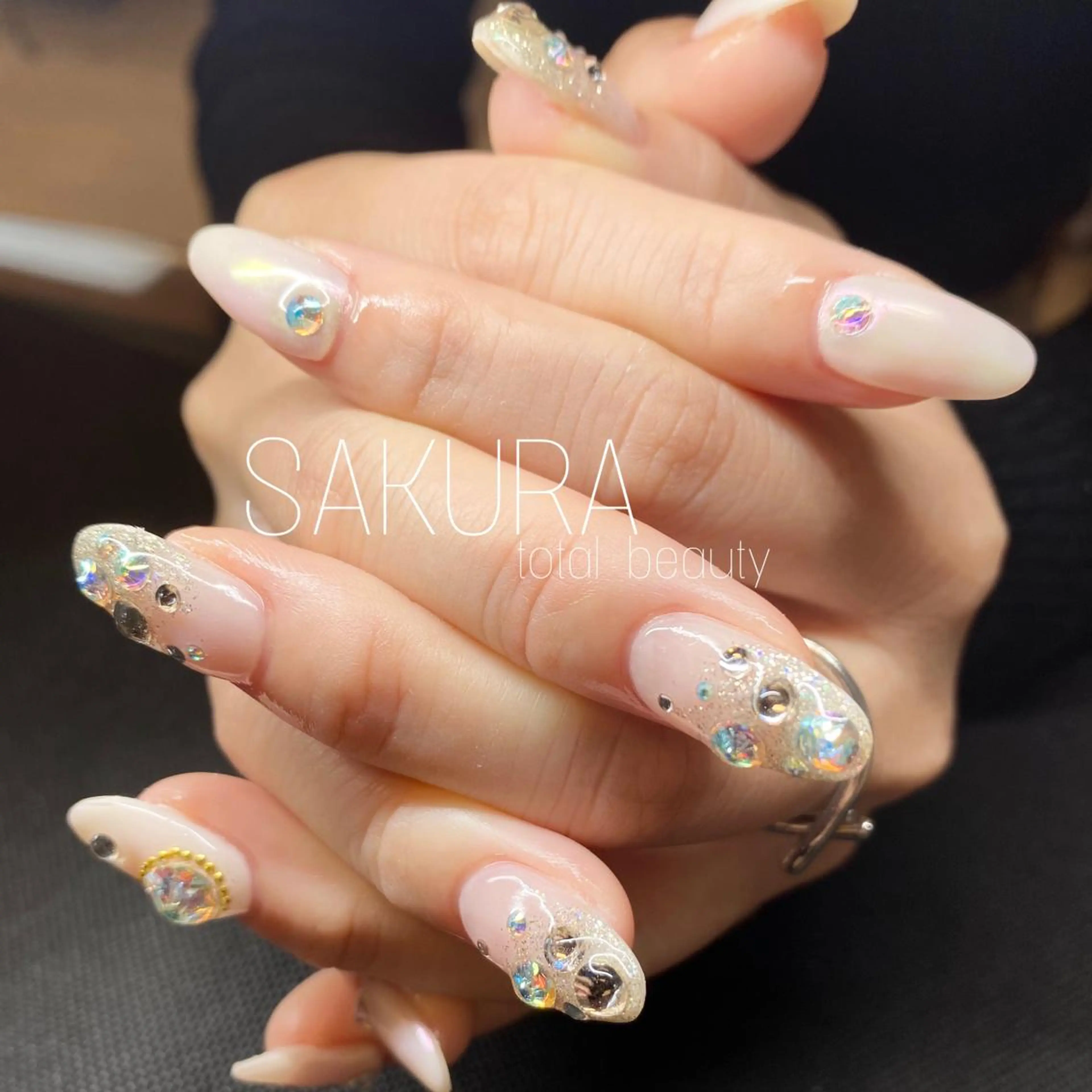 ネイル ハンドネイル フットネイル SAKURA 山野のネイルデザイン