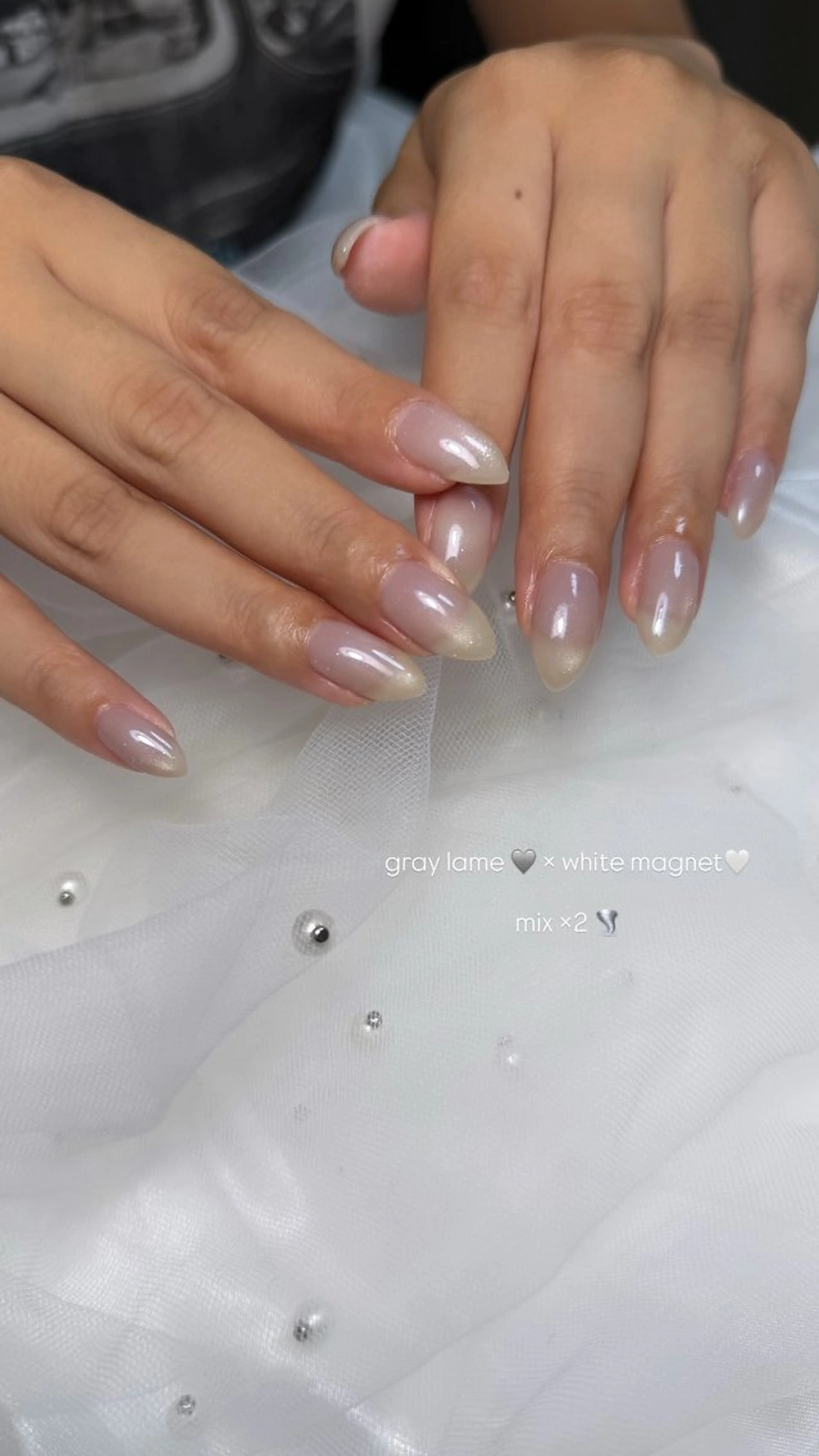 ネイル マグネットネイル ホワイト ハンドネイル andK nail salonのネイルデザイン