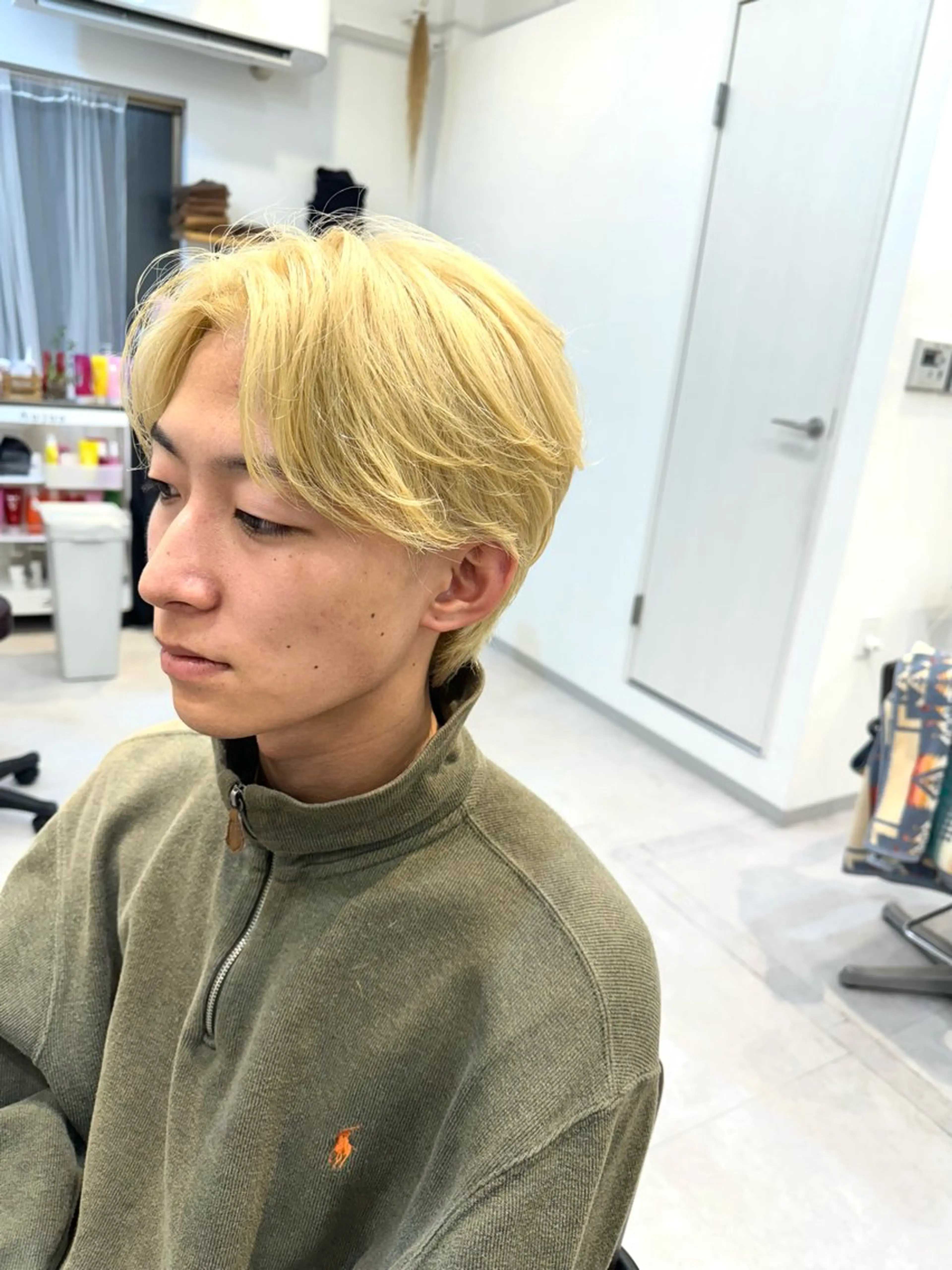 ミディアム メンズ メンズブリーチ ヘアカラー トリートメント Dxxxx III所属・女性目線の大人 メンズ*Ayakaのヘアスタイル