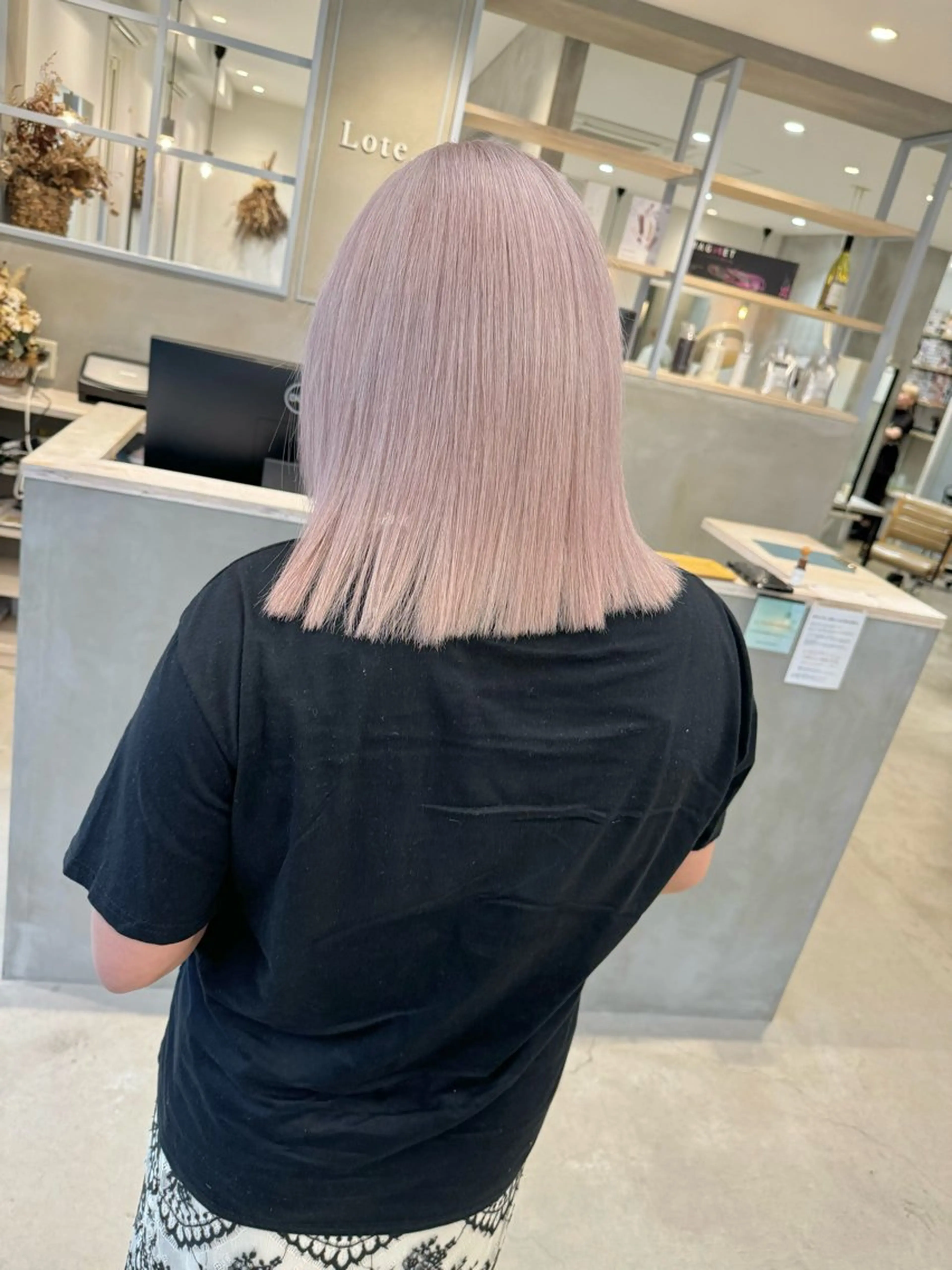 ミディアム ヘアカラー ハイトーン/名古屋 Hinakiのヘアスタイル