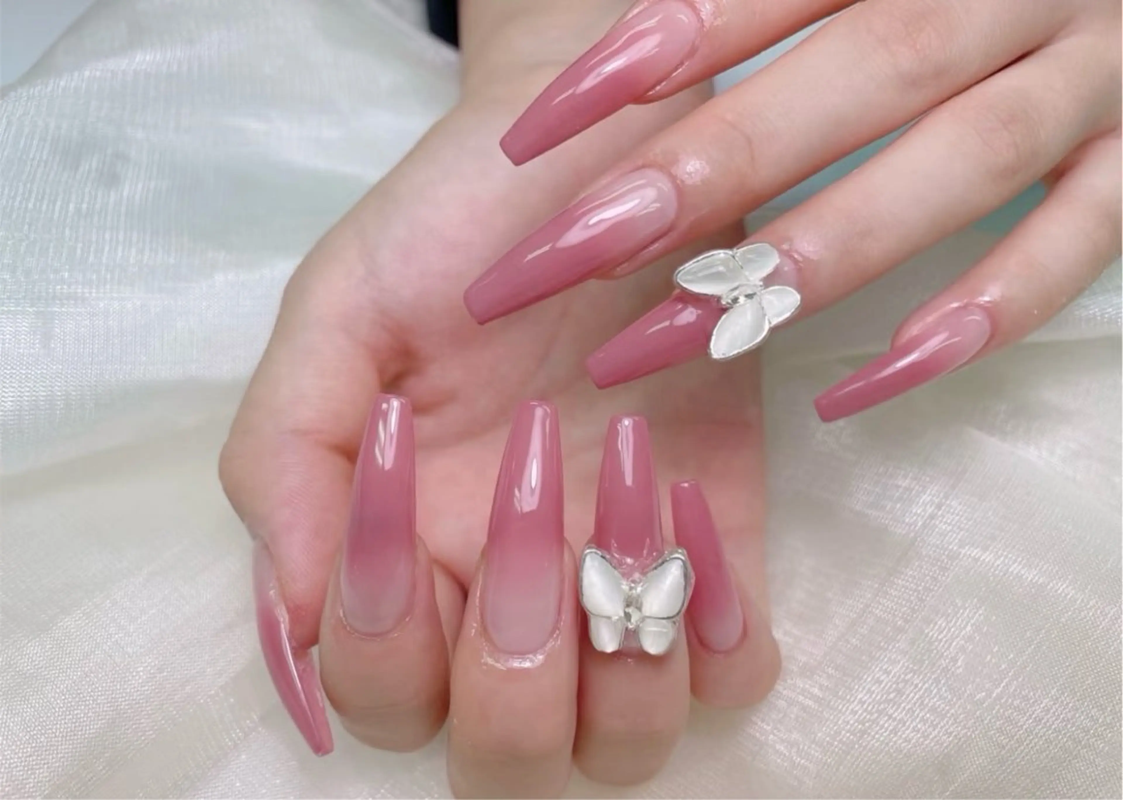 ネイル ハンドネイル D-BEAUTY Nailsalonのネイルデザイン