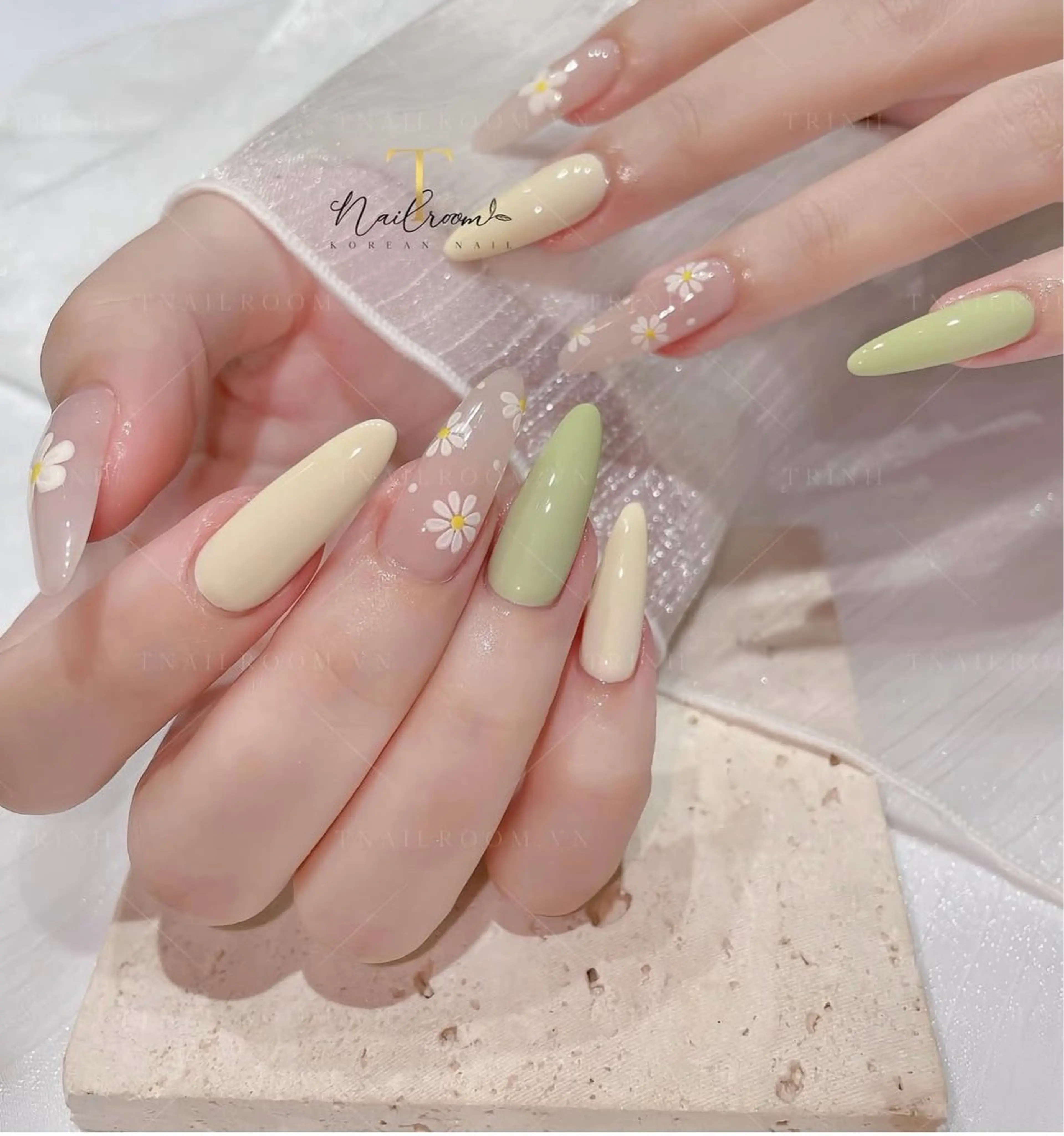 ネイル T nail roomのネイルデザイン