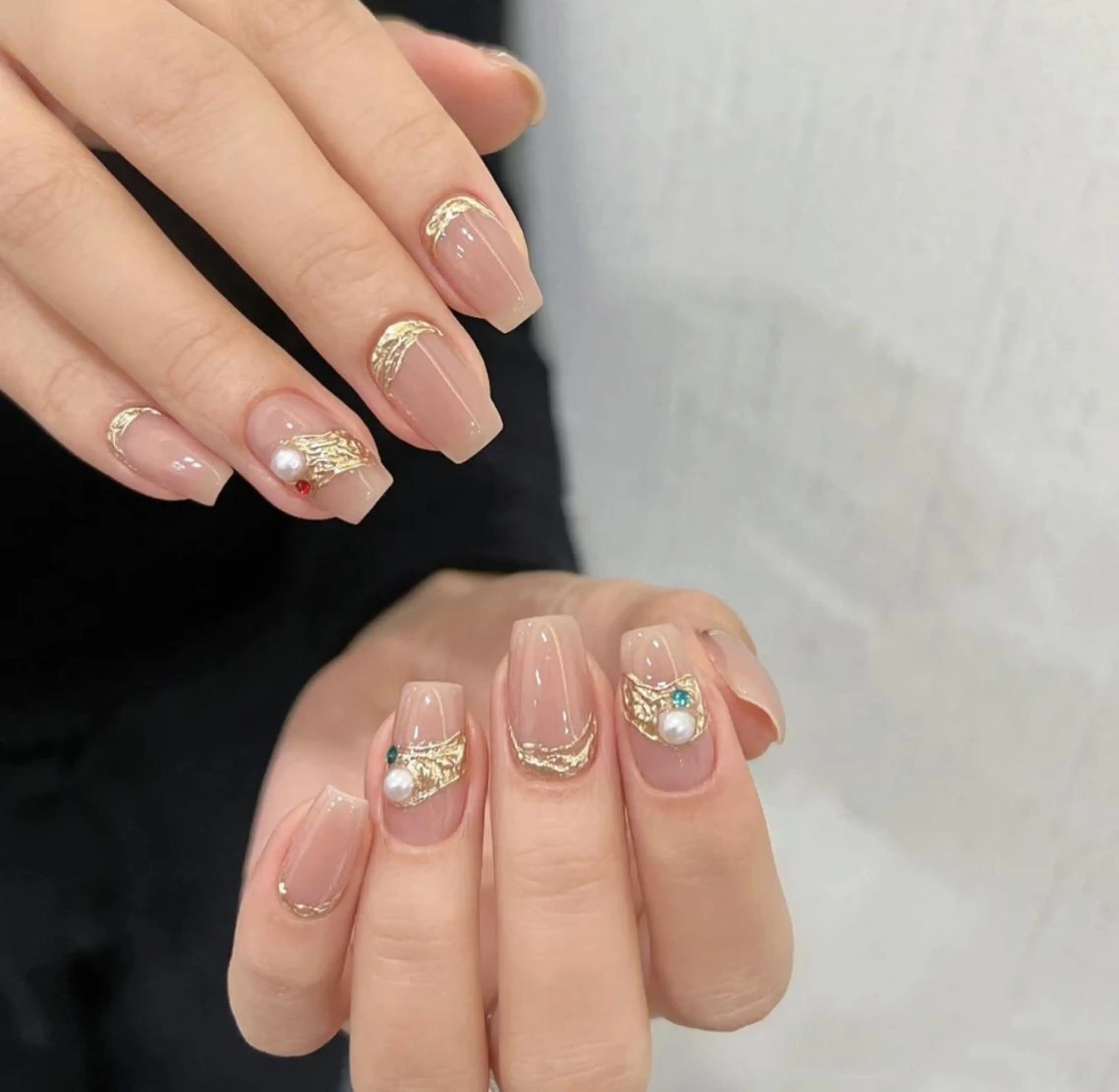 ネイル Queens テイのネイルデザイン