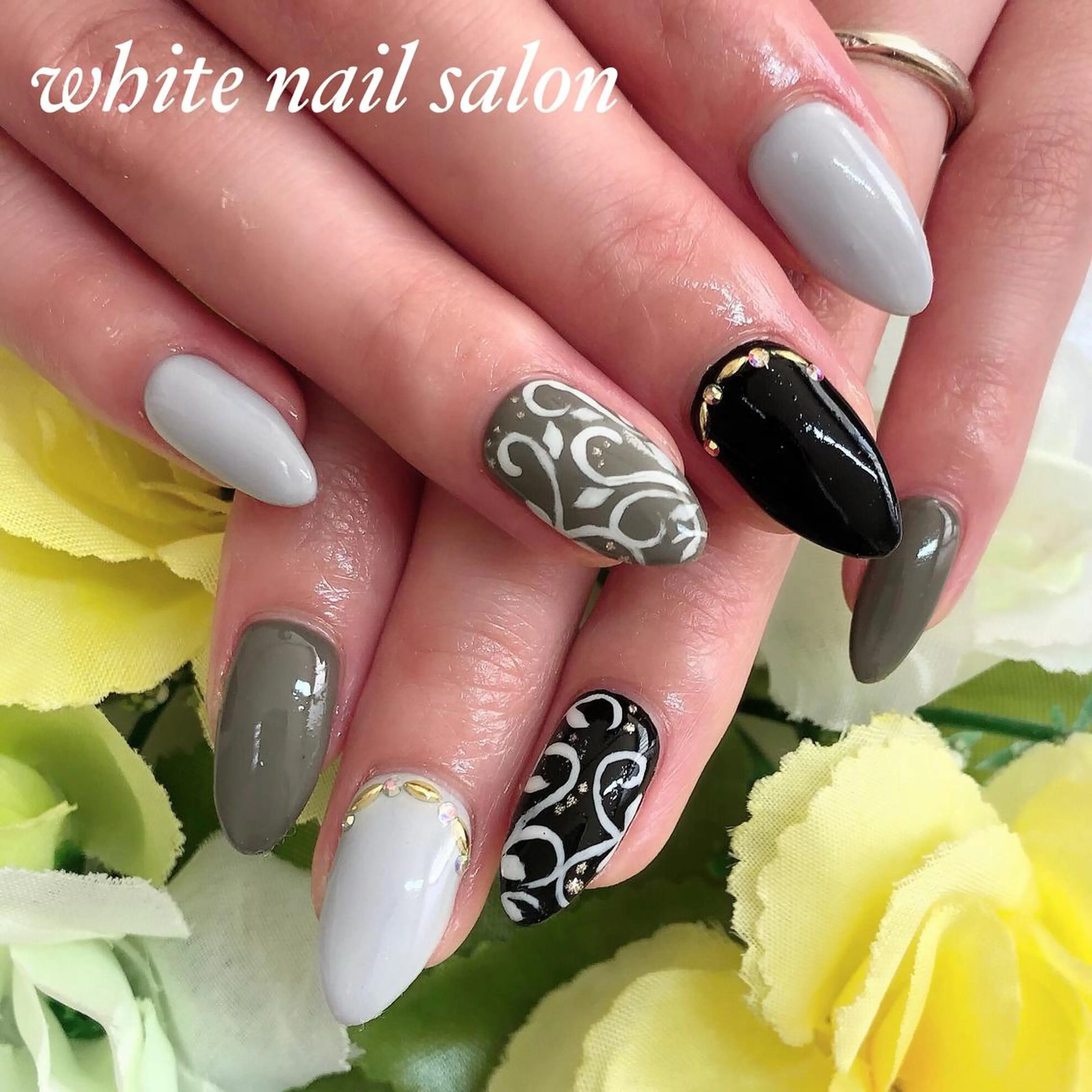 ネイル フットネイル ジェルネイル ハードジェル オフィスネイル スカルプネイル ハンドネイル white nail salonのネイルデザイン