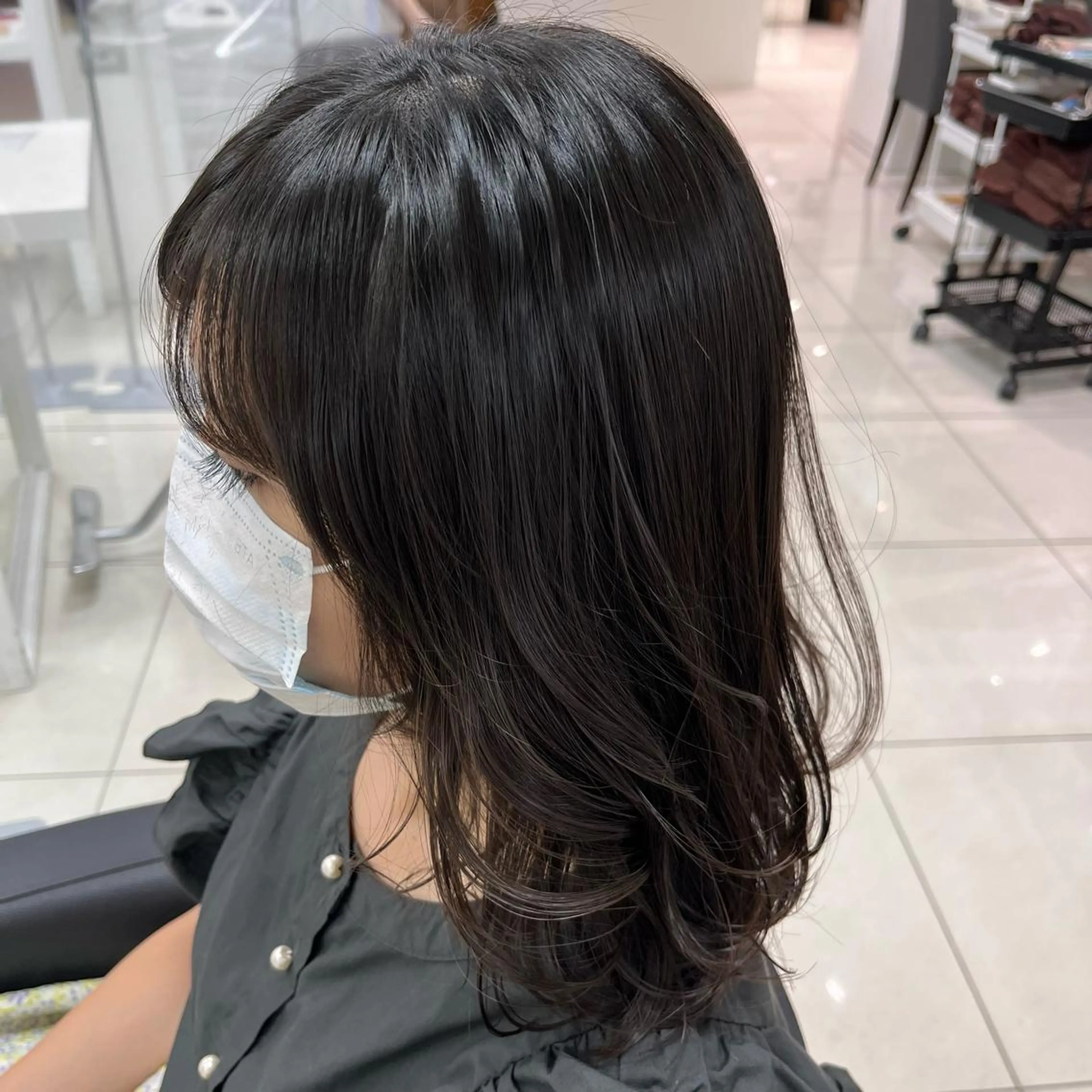 ミディアム レイヤーカット カット 【センターパート/ マッシュ】ryokaのヘアスタイル