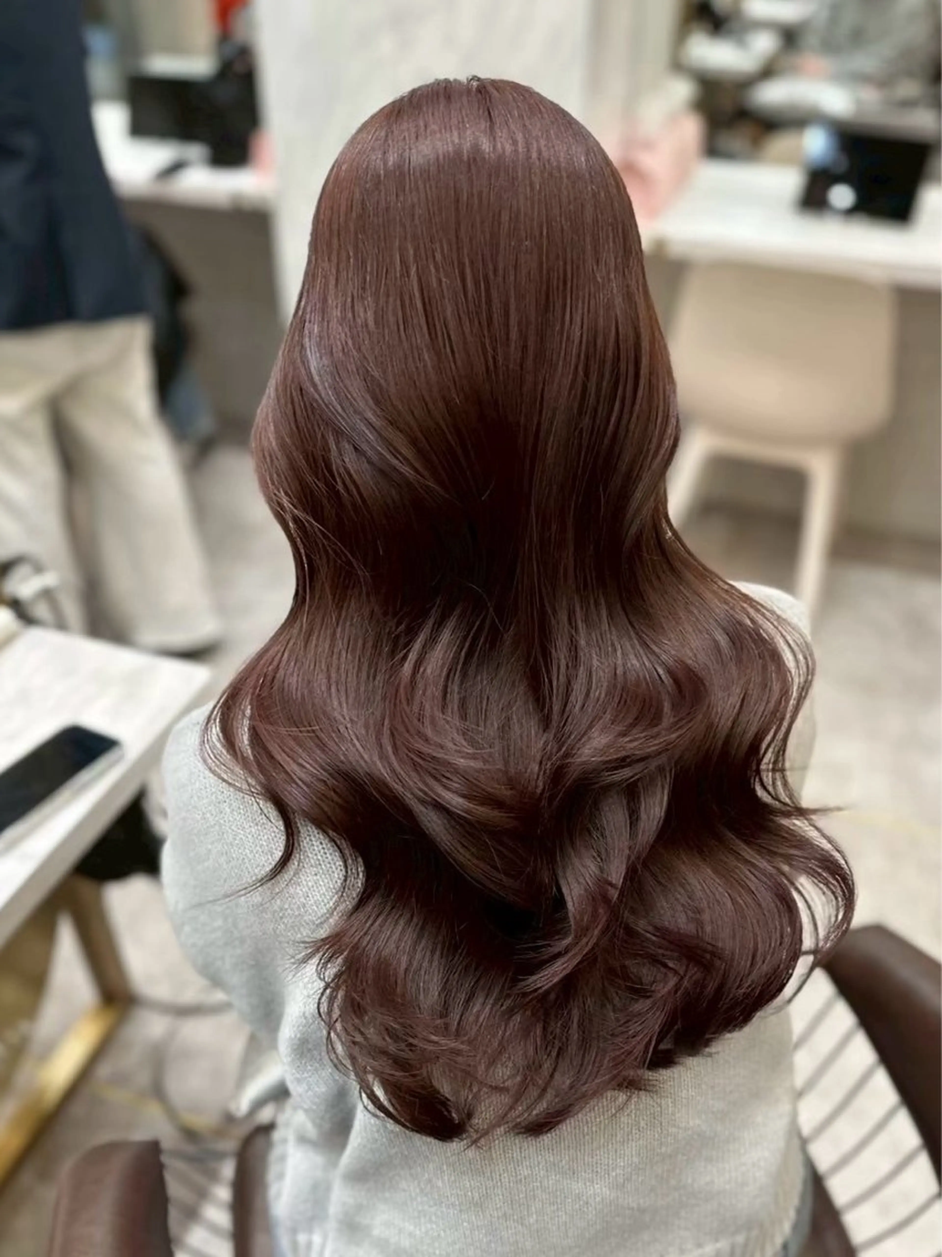 ロング カラー ブラウンカラー チョコレートブラウン toco.⋆𝜗𝜚 /  天神美容師のヘアスタイル