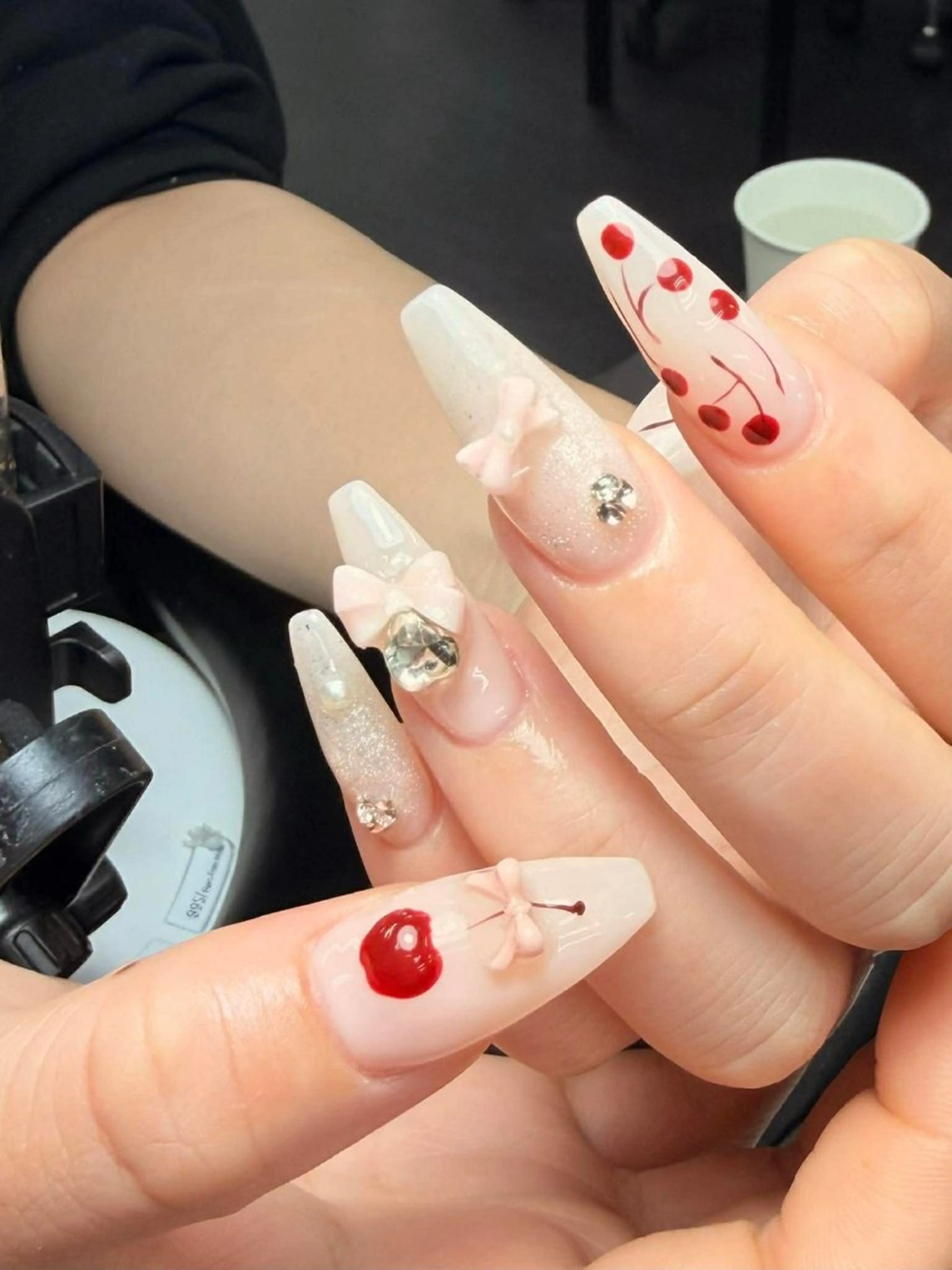 ネイル ハンドネイル Tini ANA.CHUOのネイルデザイン