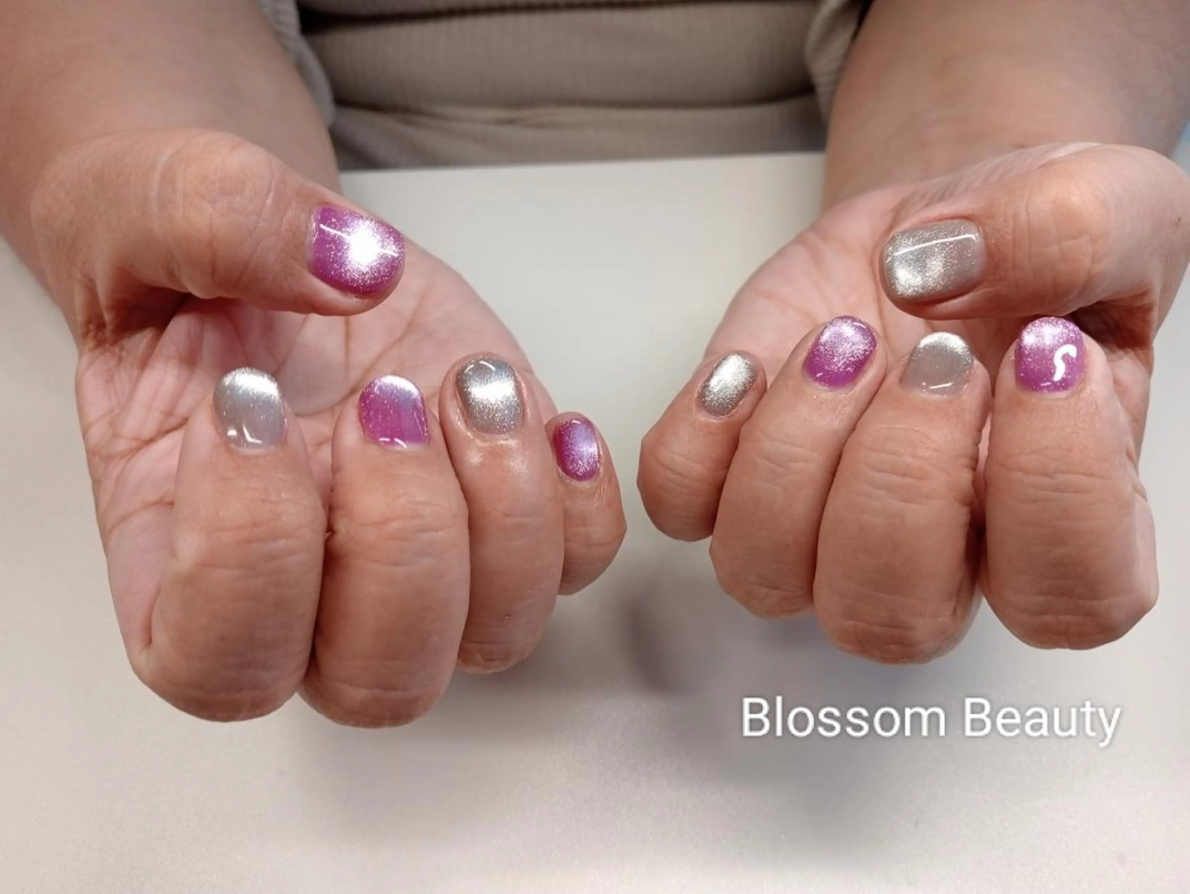 ネイル マグネットネイル Blossom Beauty eriのネイルデザイン