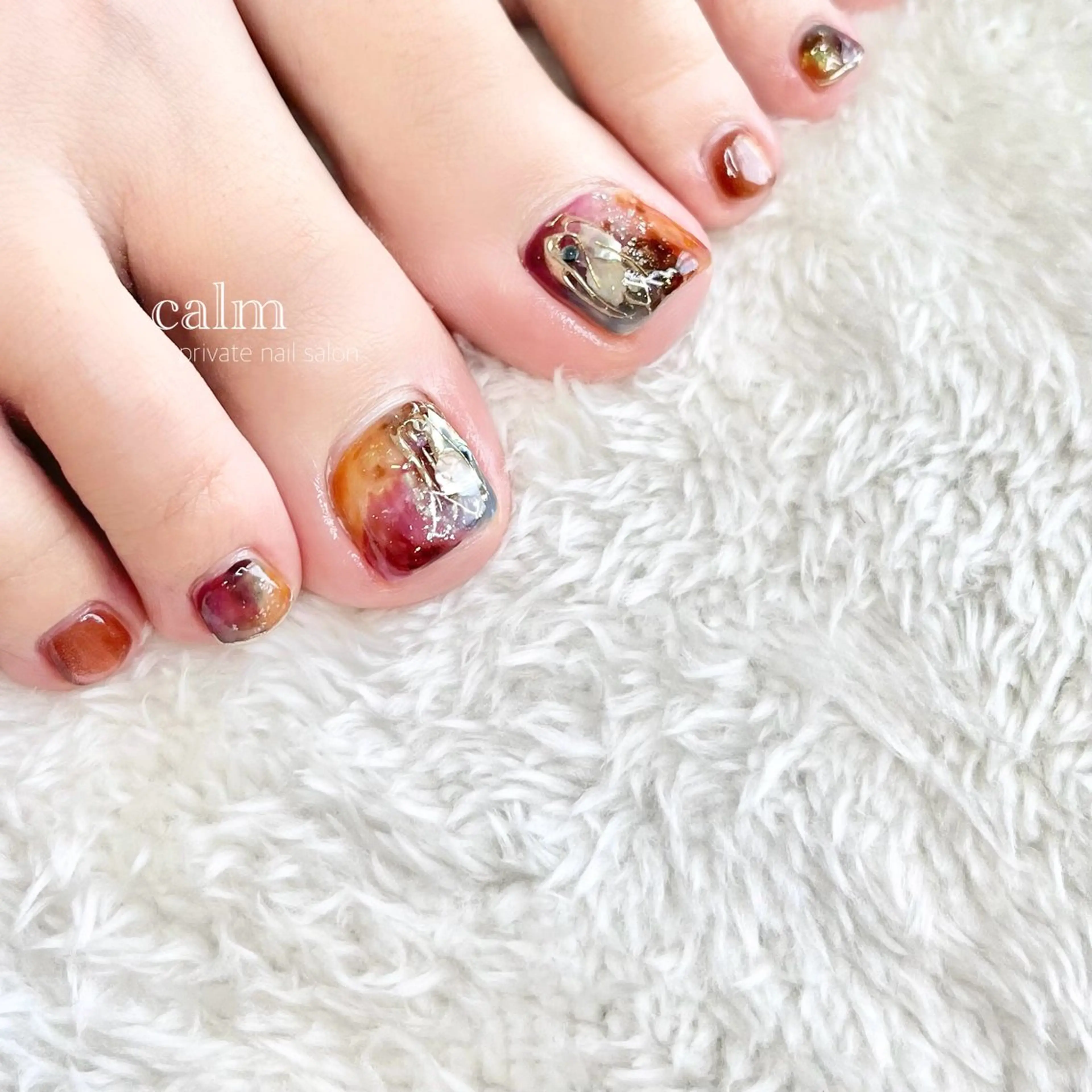 ネイル フットネイル calm 〔ｶｰﾑ〕のネイルデザイン