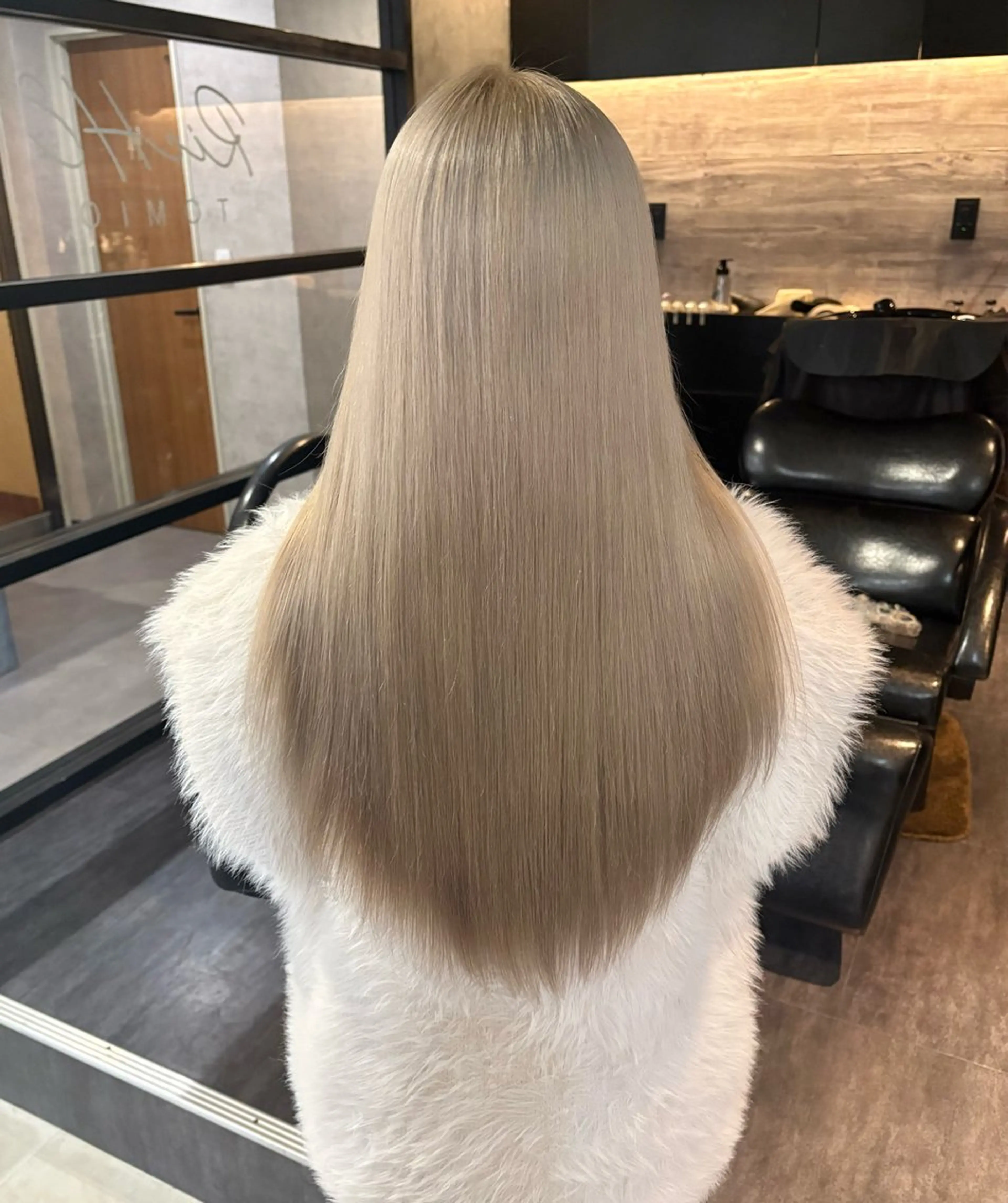 ロング カット ヘアカラー レイヤーカット/韓国 /艶髪/ダブルカラーのヘアスタイル