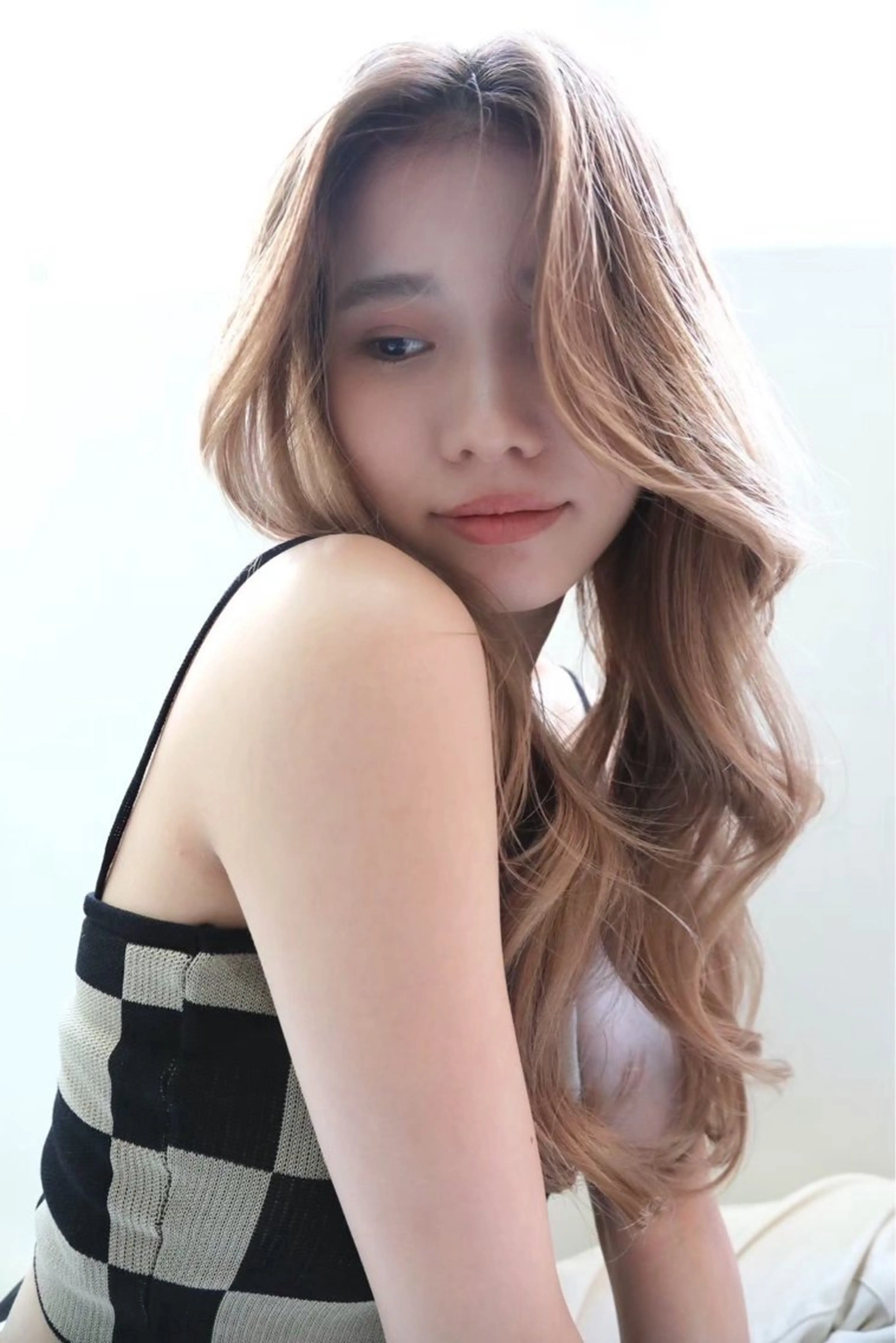 ロング TOMO ~ blanc ~のヘアスタイル