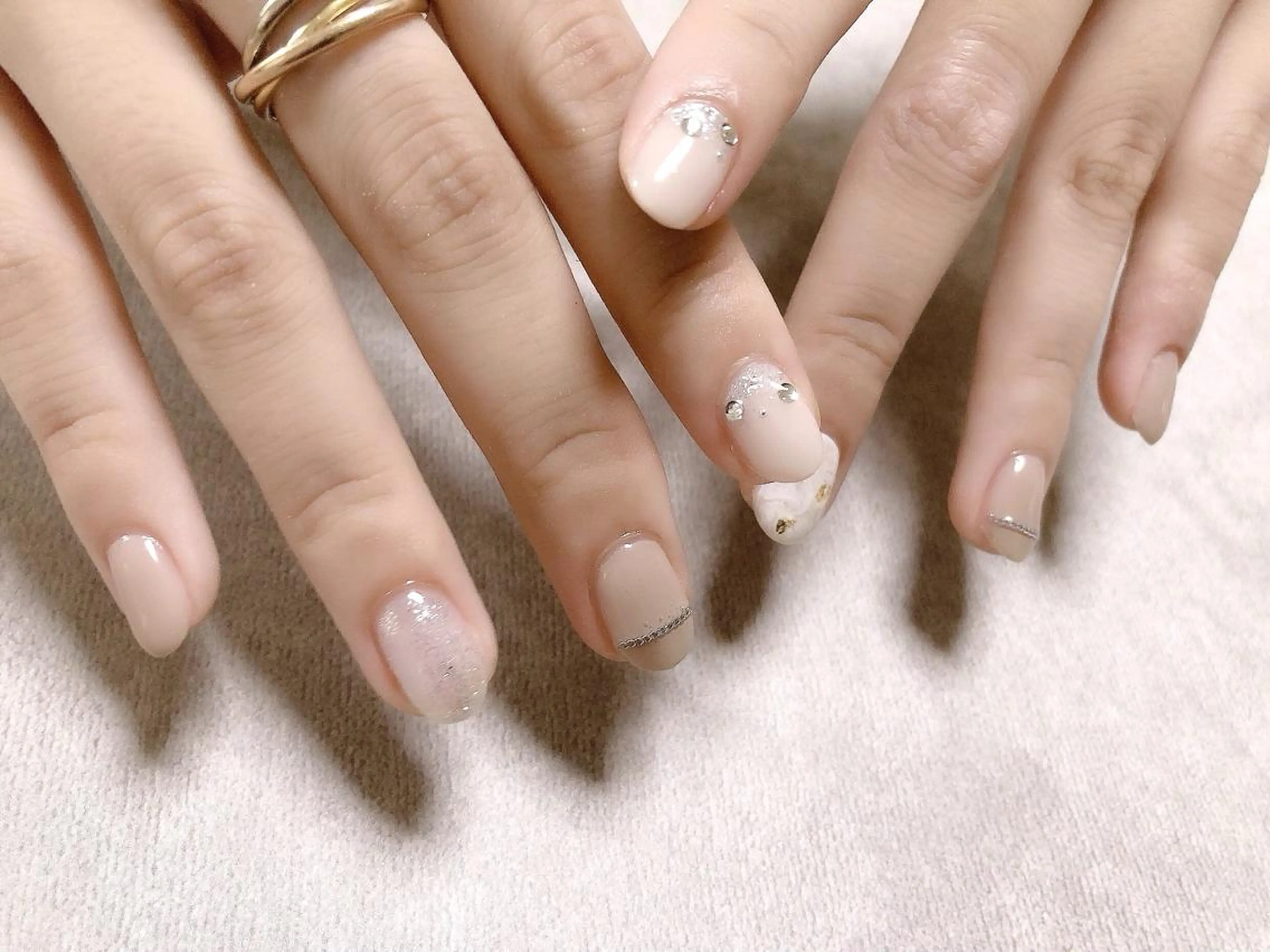 ネイル アートネイル オフィスネイル ショートネイル ハンドネイル mano nella mano所属・mano nella manoのネイルデザイン