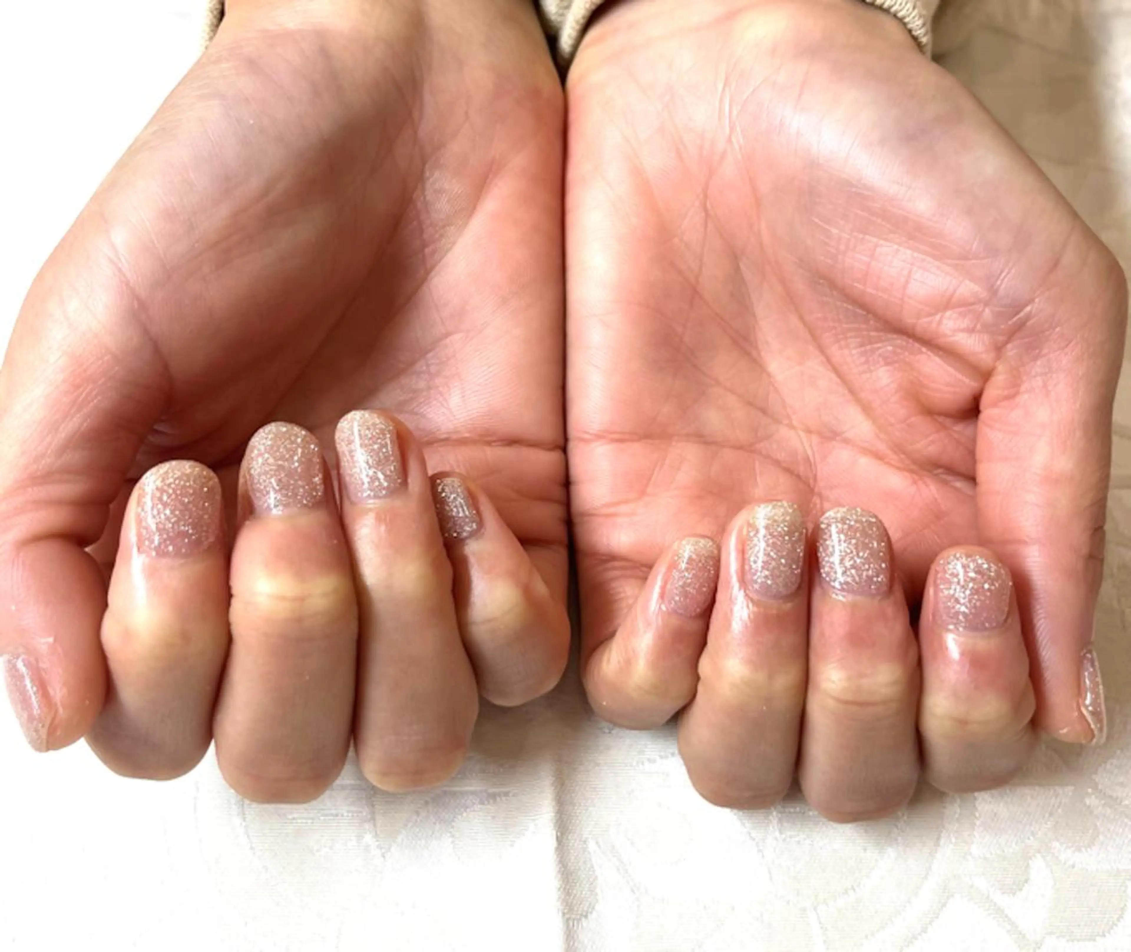 ネイル フラッシュネイル ピンク シルバー ハンドネイル 🌺パーソナルカラー 🌺ネイル SARAのその他イメージ