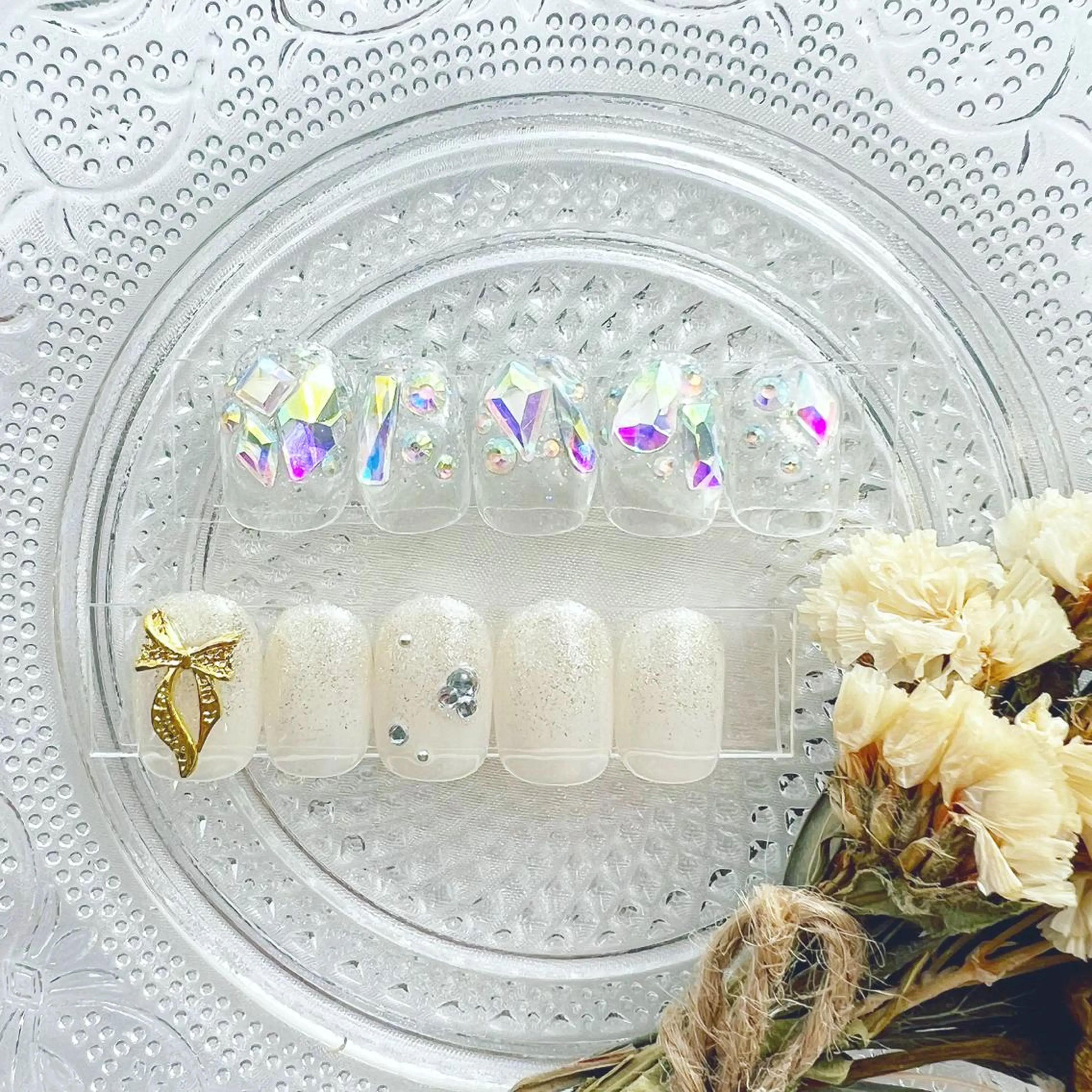 ネイル ラメ(グリッター) ラメグラデーション ニュアンスネイル リボン ハンドネイル peaberry nailのネイルデザイン