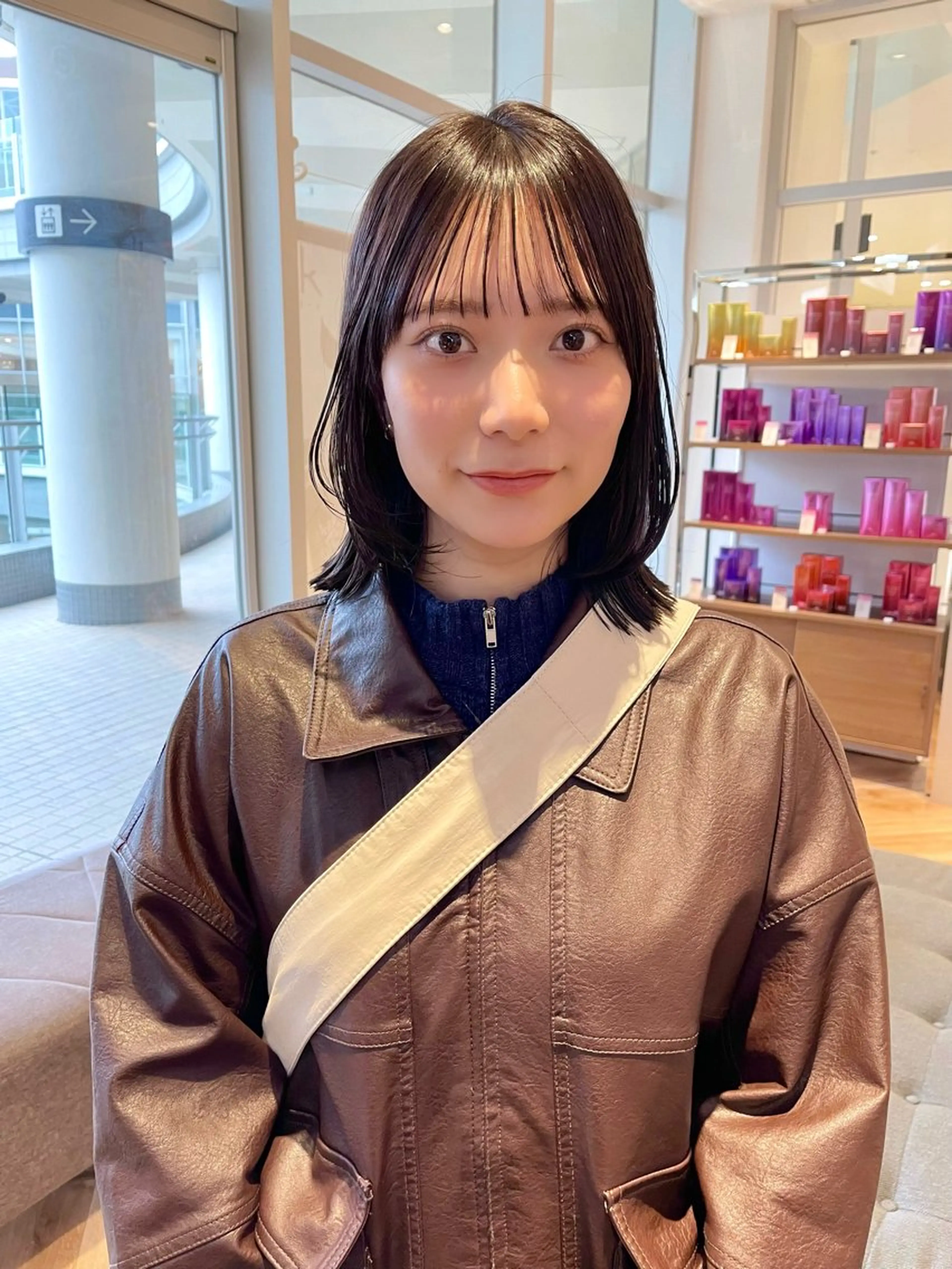 ミディアム カラー 切りっぱなしボブ ブラウンカラー ボブ レイヤーカット BELLA/天王寺/ 似合わせ/木浦心のヘアスタイル