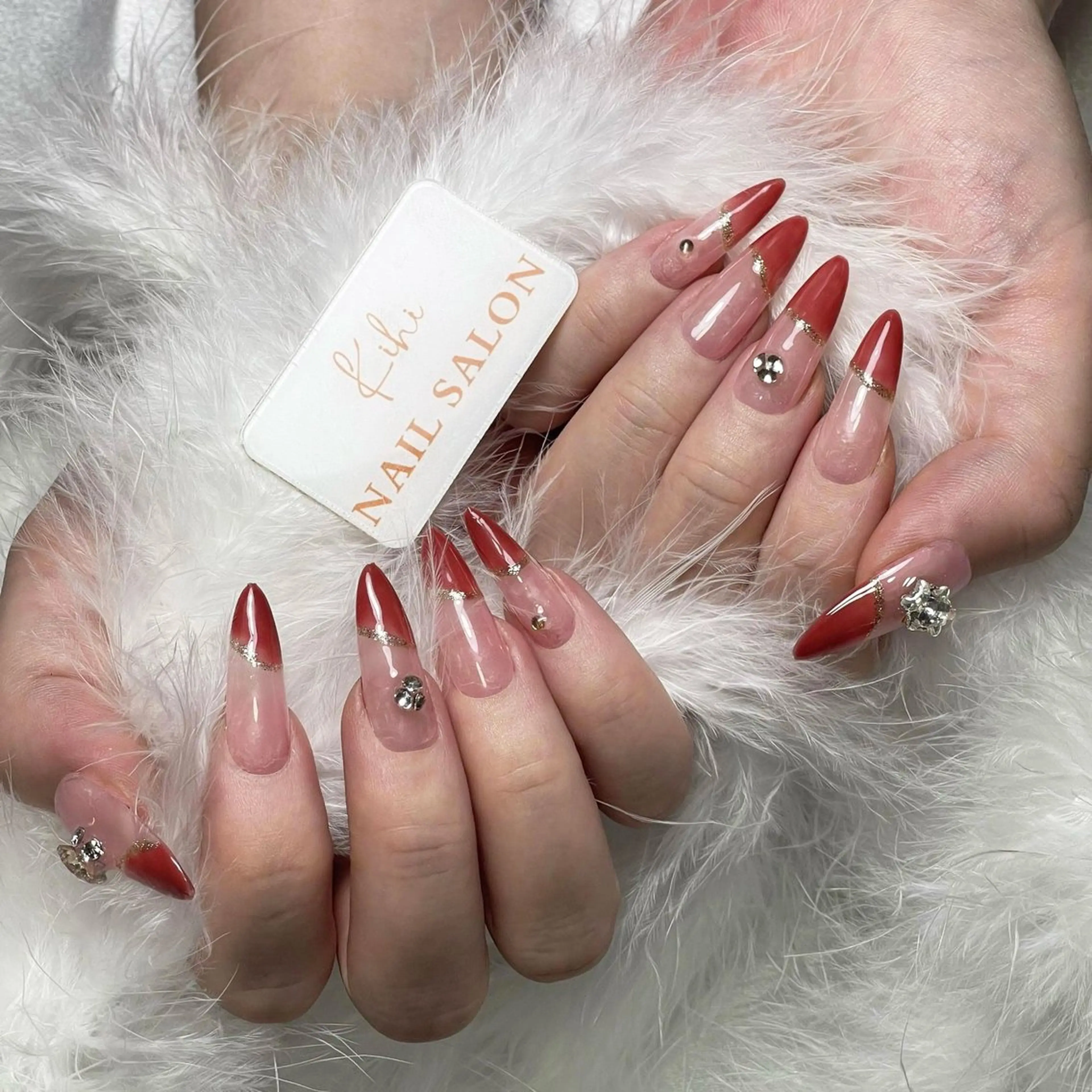 ネイル アートネイル フレンチネイル ジェルネイル グラデーション 韓国ネイル ハンドネイル 💕鈴木ユリ パラジェル/オフ無料のネイルデザイン