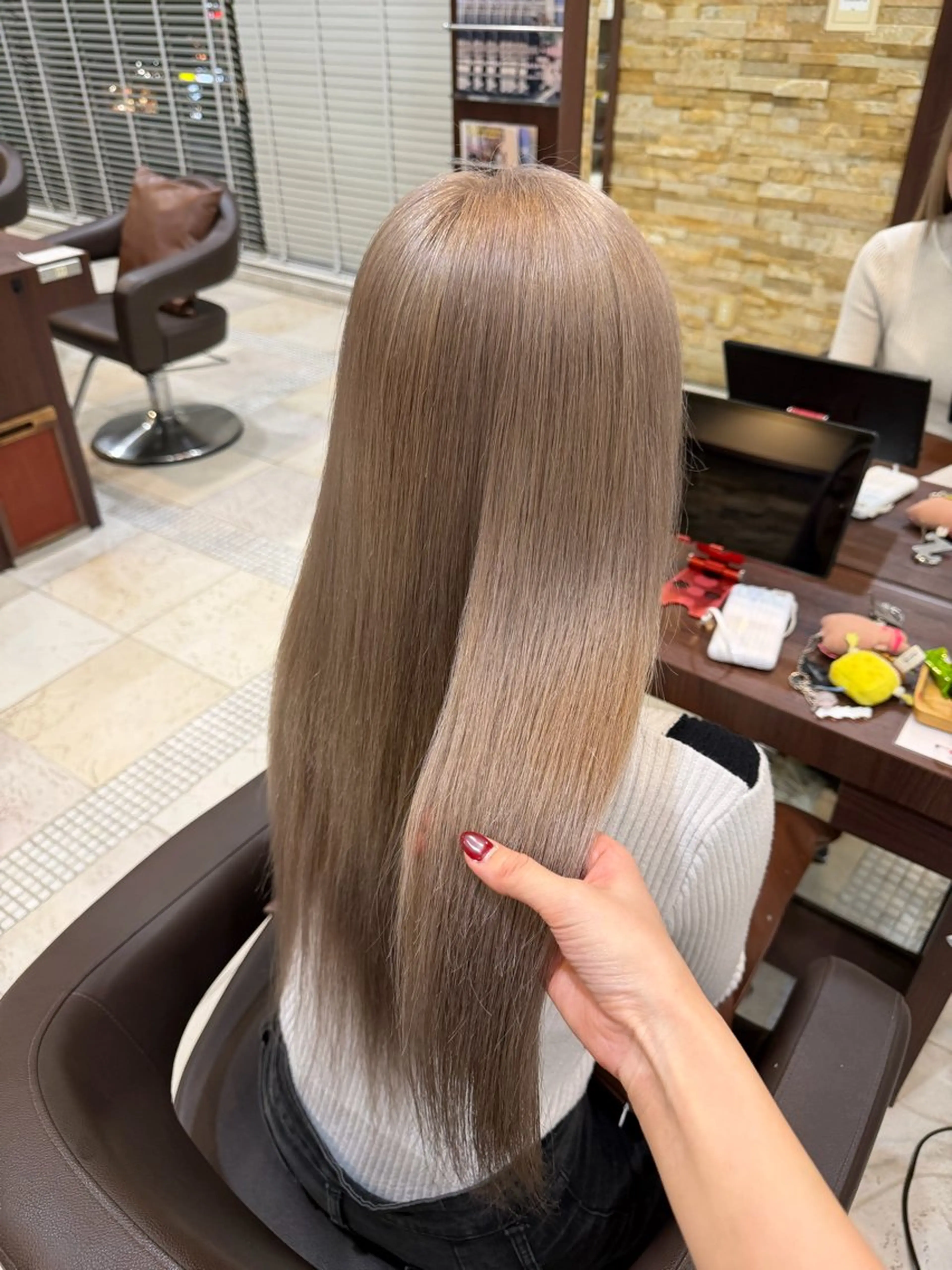 【リタッチブリーチ+カラー｡.*☆】の写真