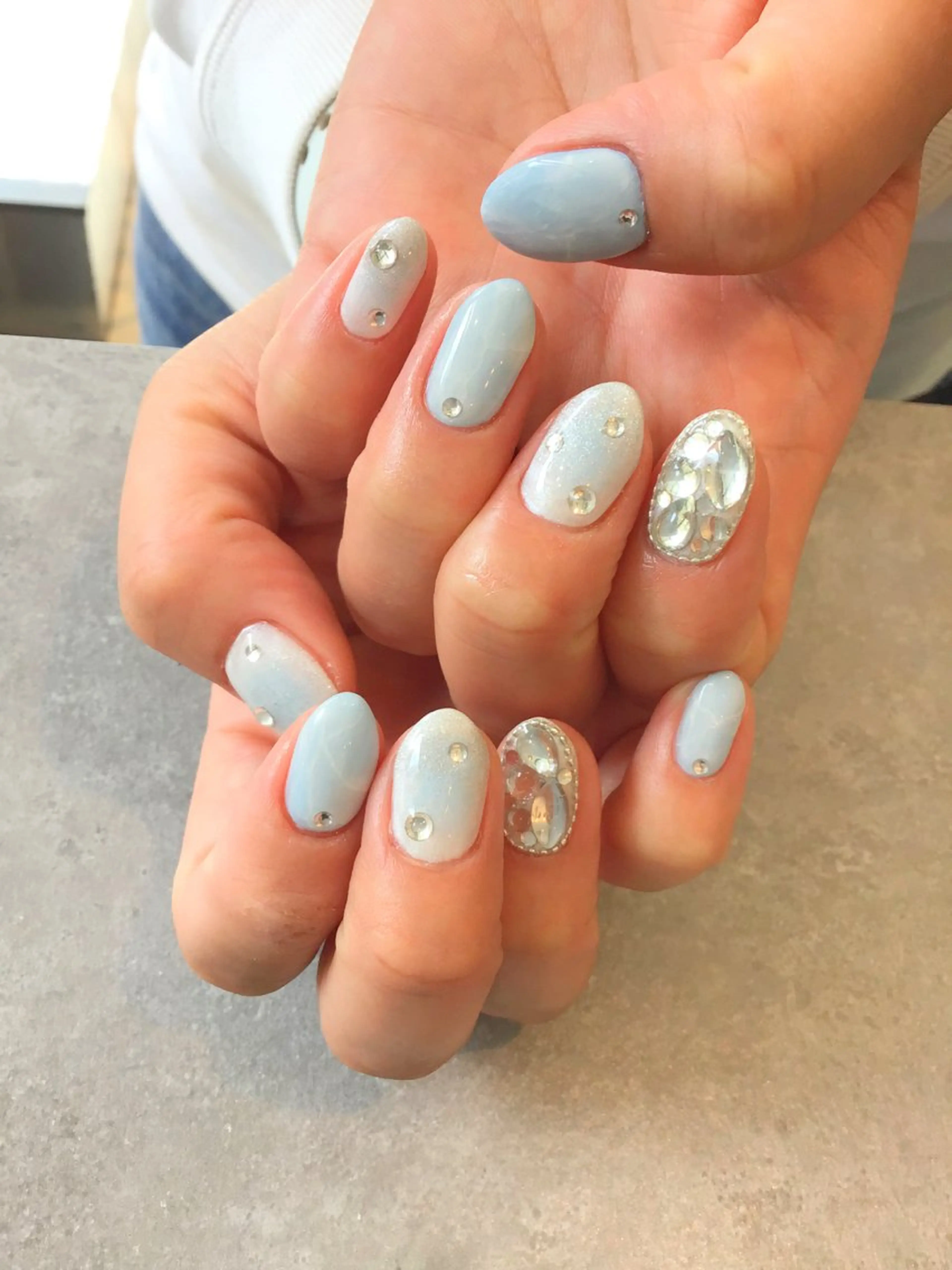 ネイル 持ち込み Nest 岩崎のネイルデザイン