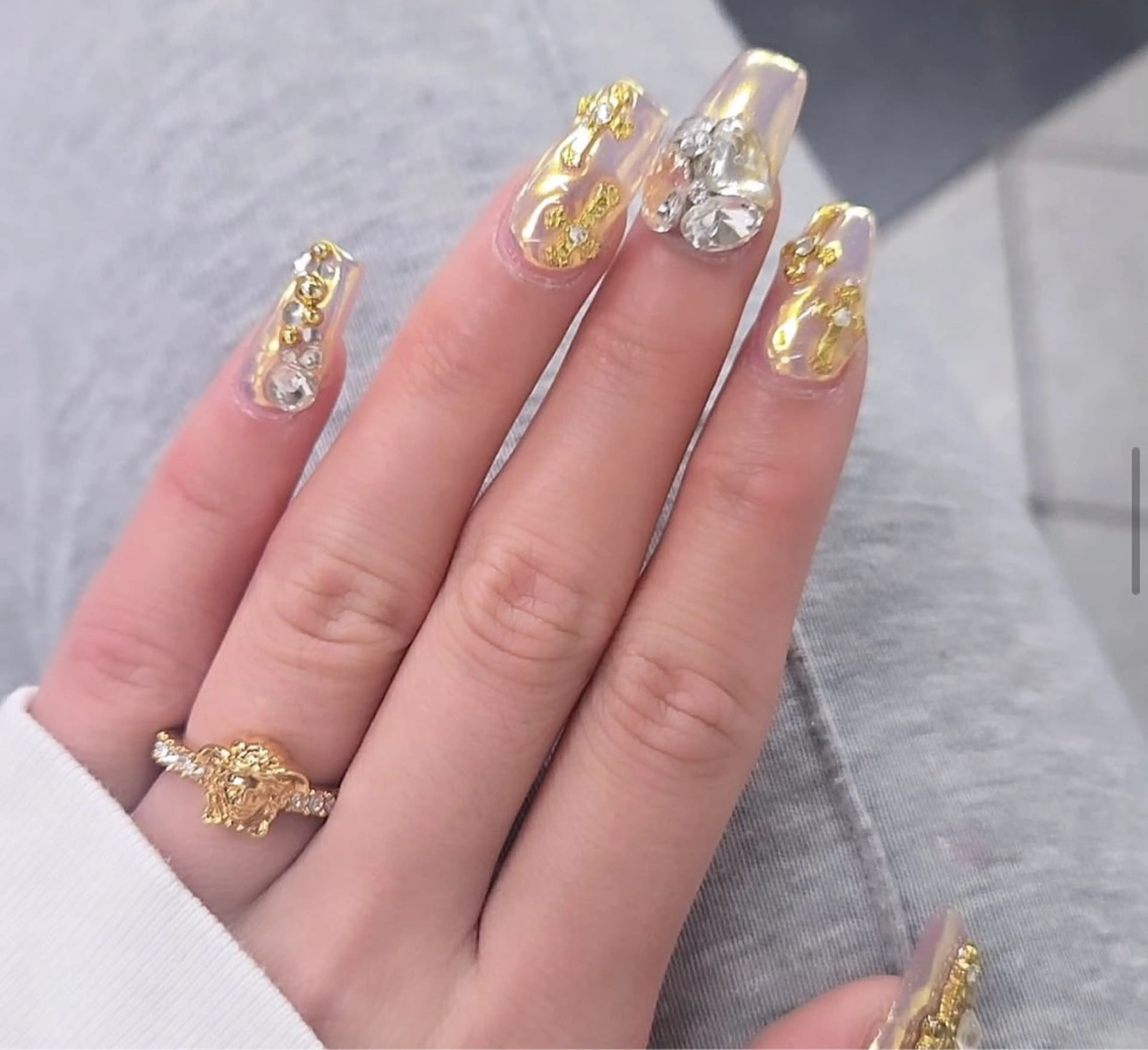 ネイル ロングネイル ミラーネイル ハンドネイル 8appy YUKITIN.Bのネイルデザイン