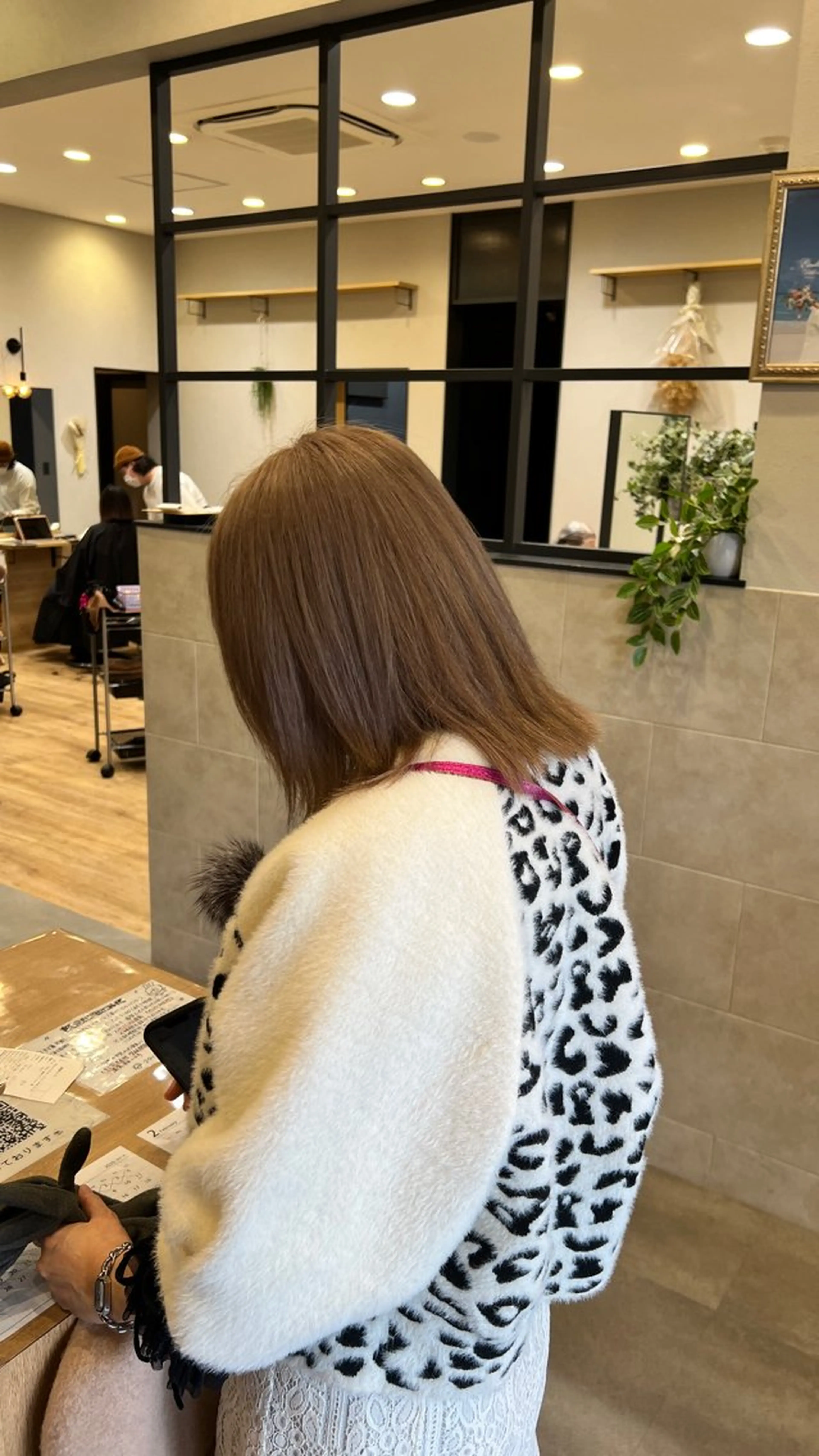 【実績作り⭐️】ブリーチリタッチ➕オンカラー➕トリートメント➕※ｶｯﾄ（ﾓﾃﾞﾙ ¥0）の写真