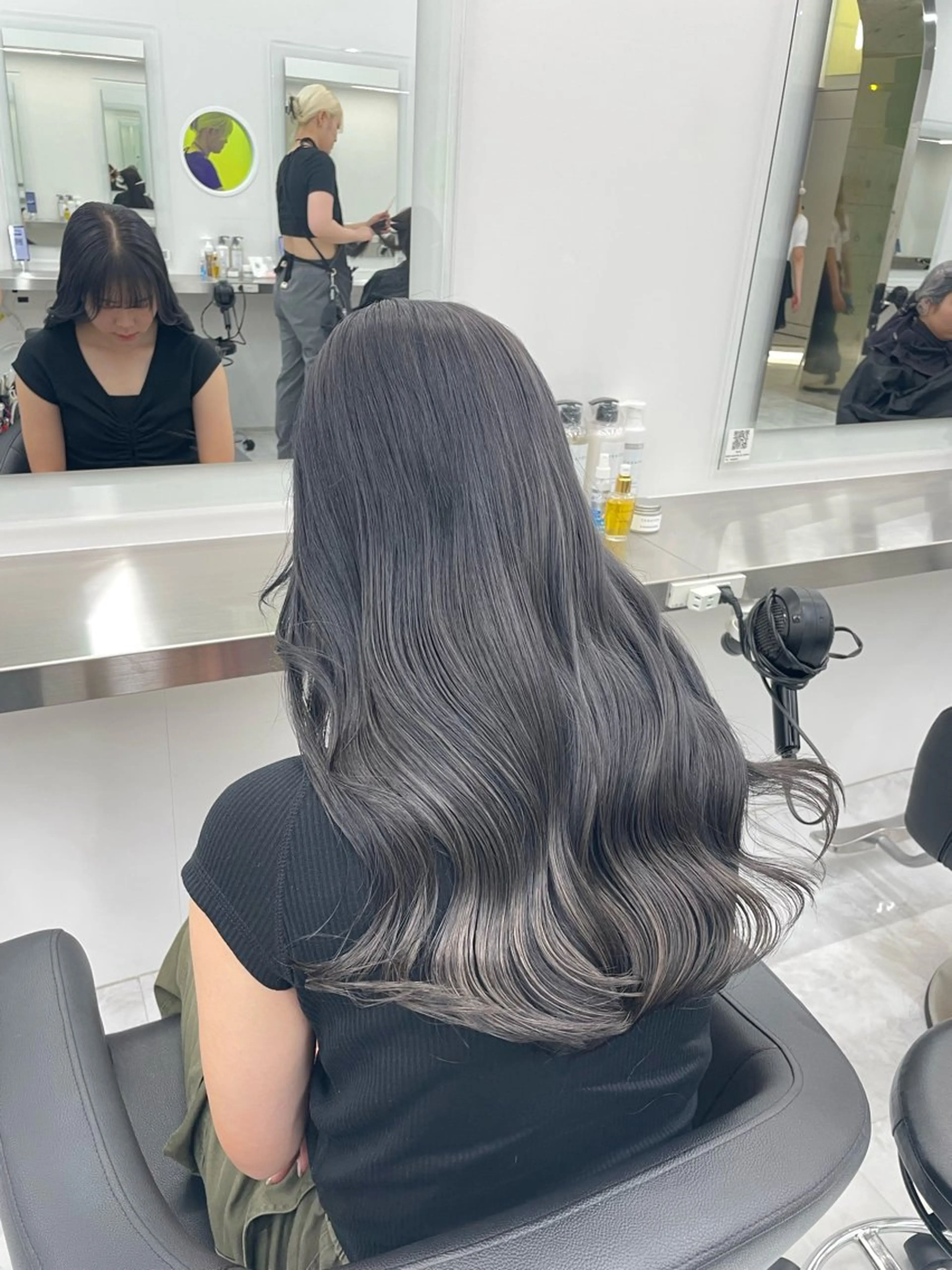 ロング カラー ヘアアレンジ カット ヘアカラー トリートメント ヘッドスパ ヘアセット ‎🤍韓国ボブ/ 縮毛矯正🪽‪ひかりのヘアスタイル