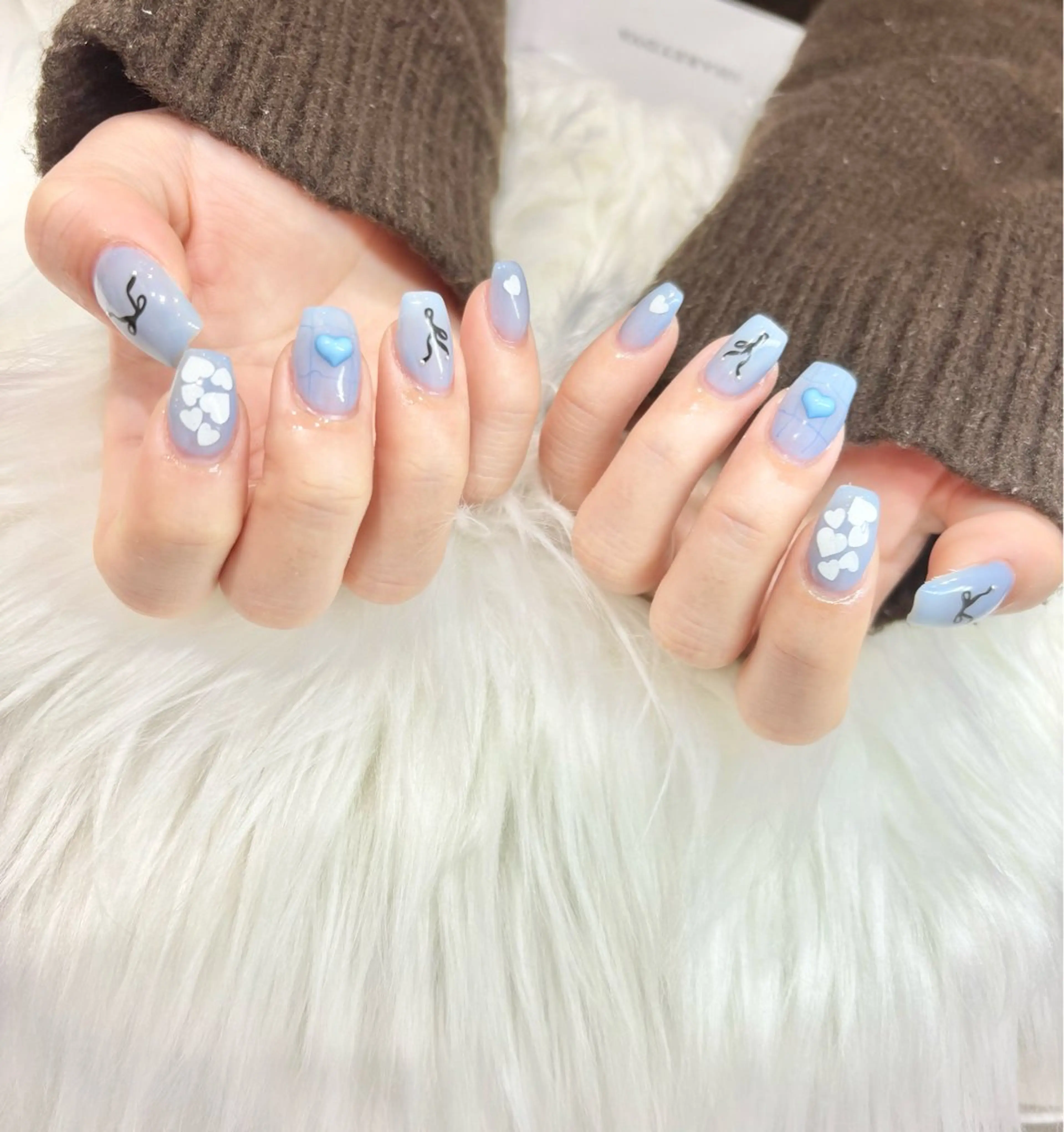 ネイル フレンチネイル キラキラネイル 韓国ネイル マグネットネイル ワンカラーネイル Angie Nail所属・Angie Nail CHIYURIのネイルデザイン