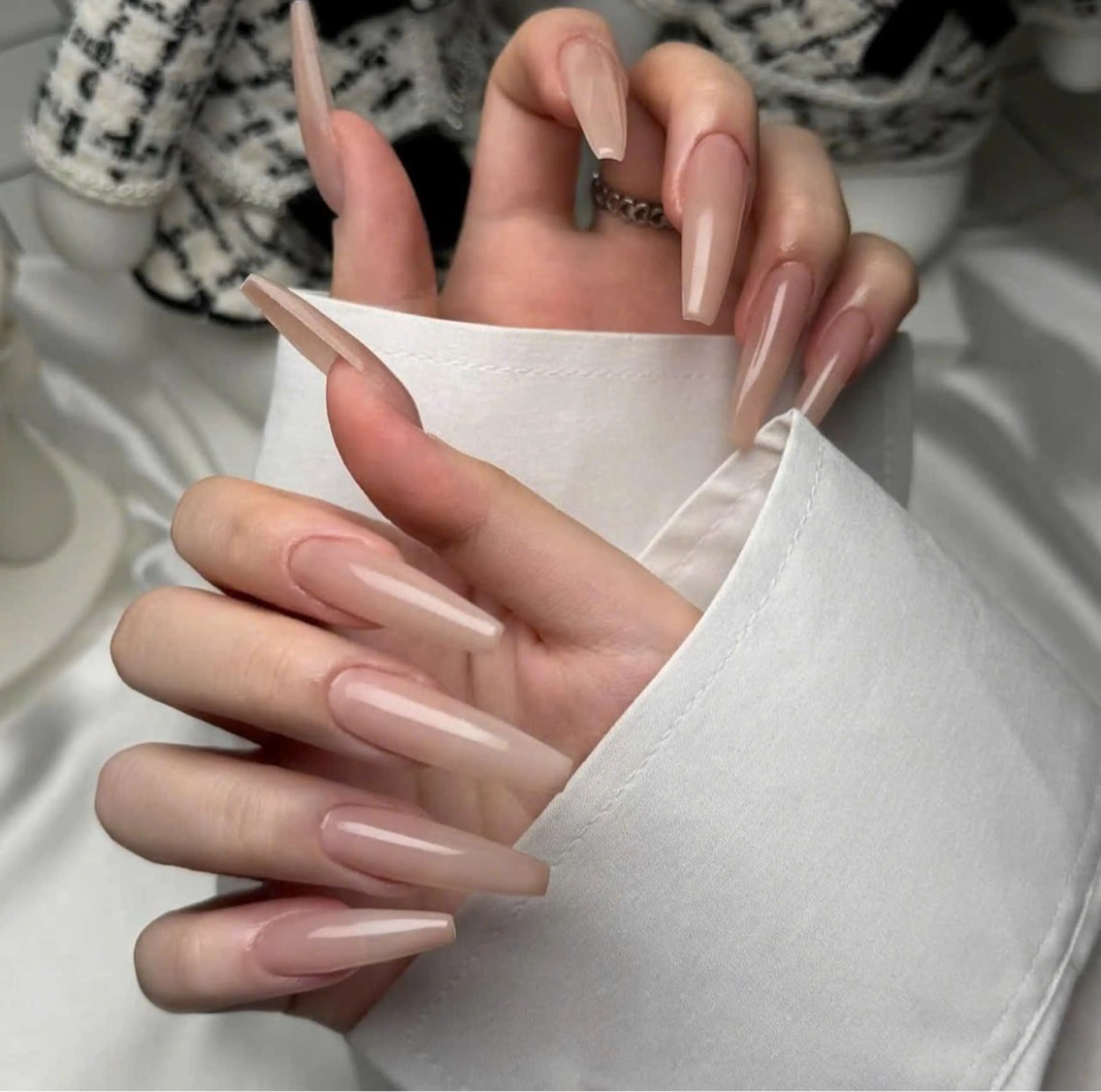 ネイル フレンチネイル キラキラネイル マグネットネイル ミラーネイル ニュアンスネイル Lina所属・MeiMei Nail モデル募集のネイルデザイン