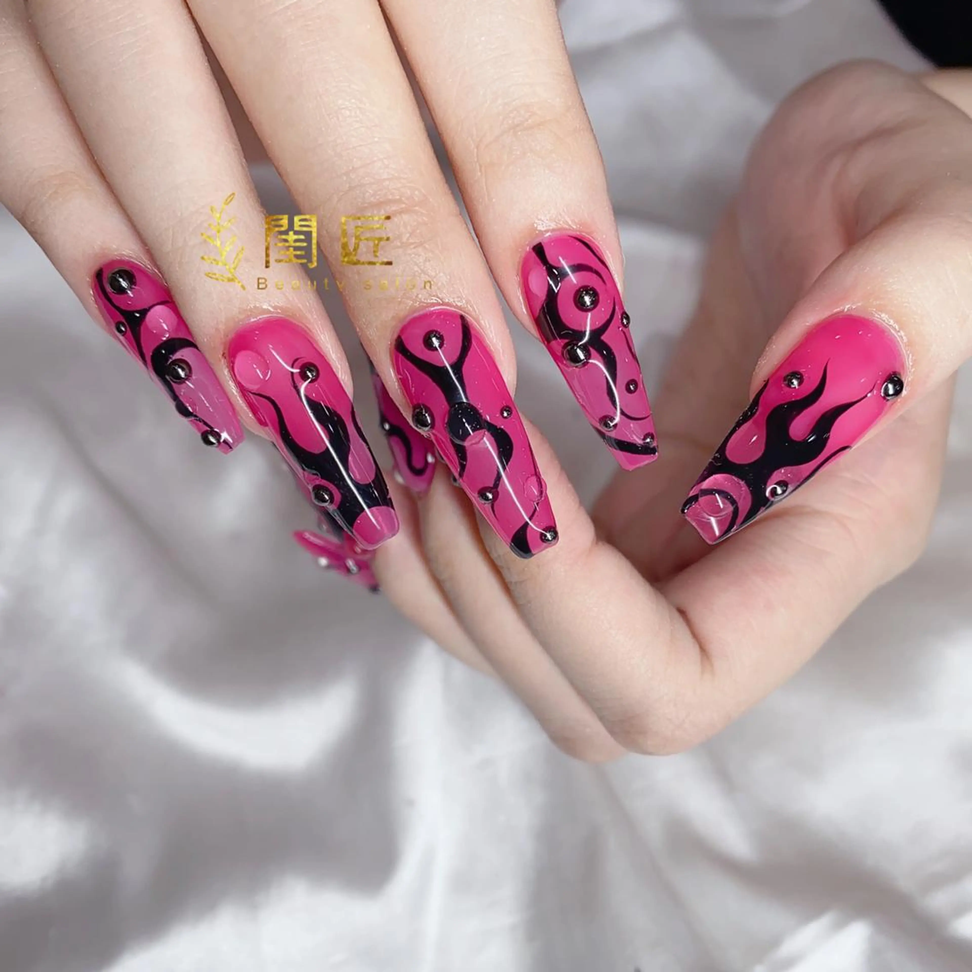 ネイル 閨匠 ビューティサロンのネイルデザイン