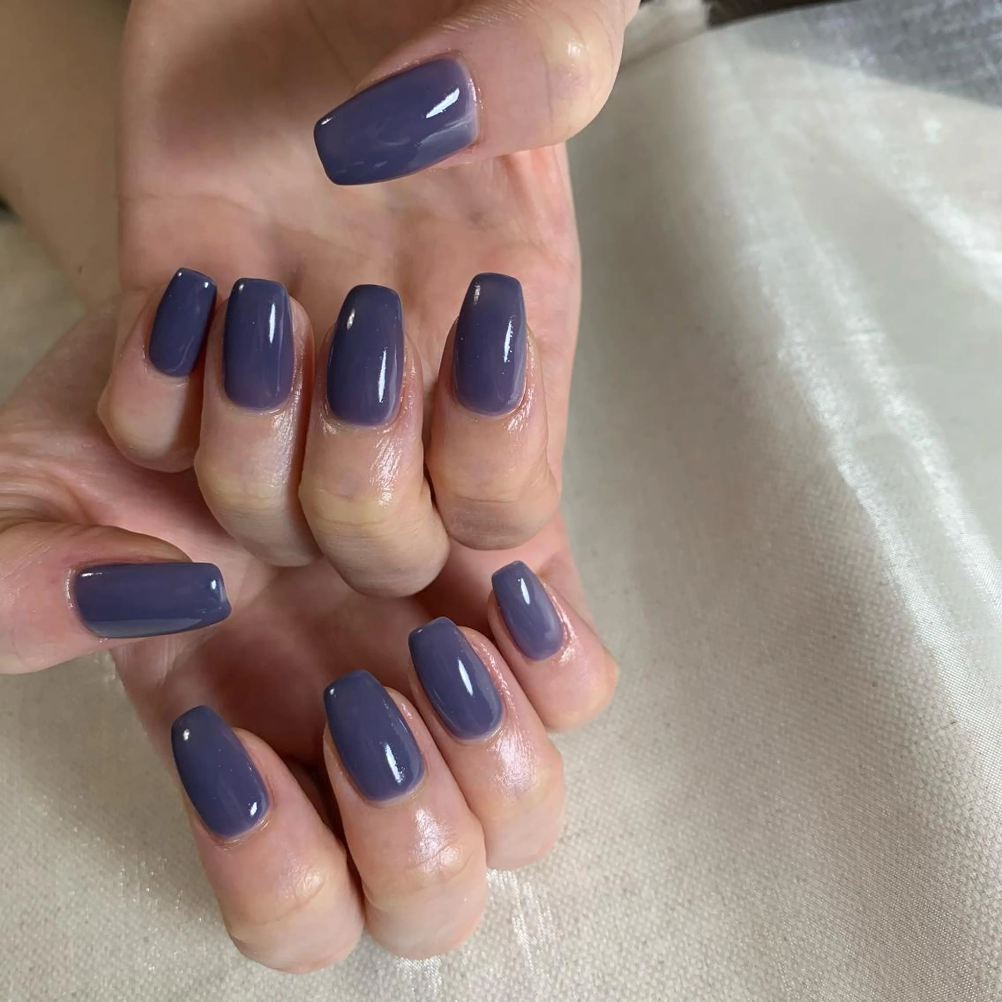 ネイル ハンドネイル repos~ルポ~所属・里見 麗のネイルデザイン