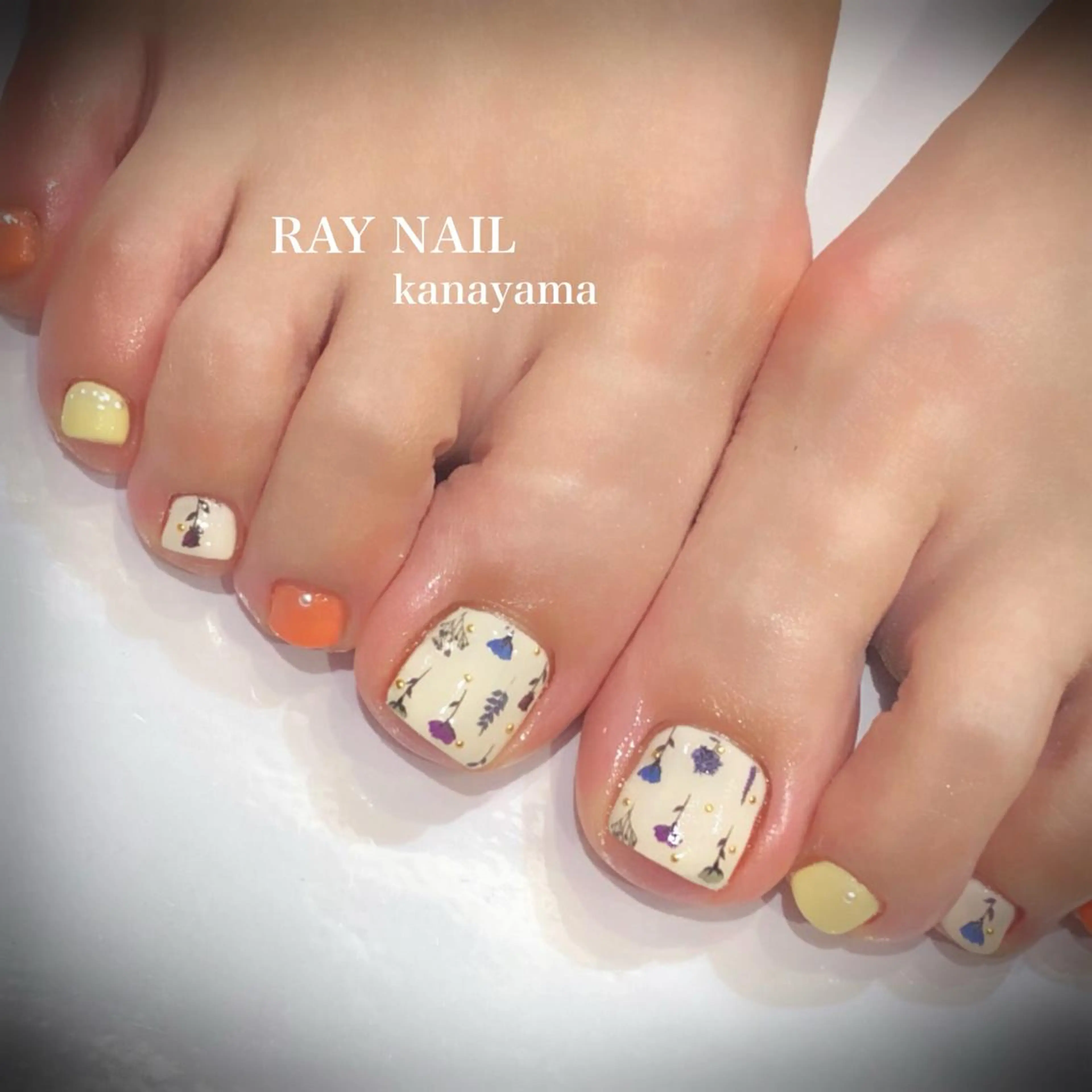 ネイル フラワーネイル Arowa 伊田のネイルデザイン