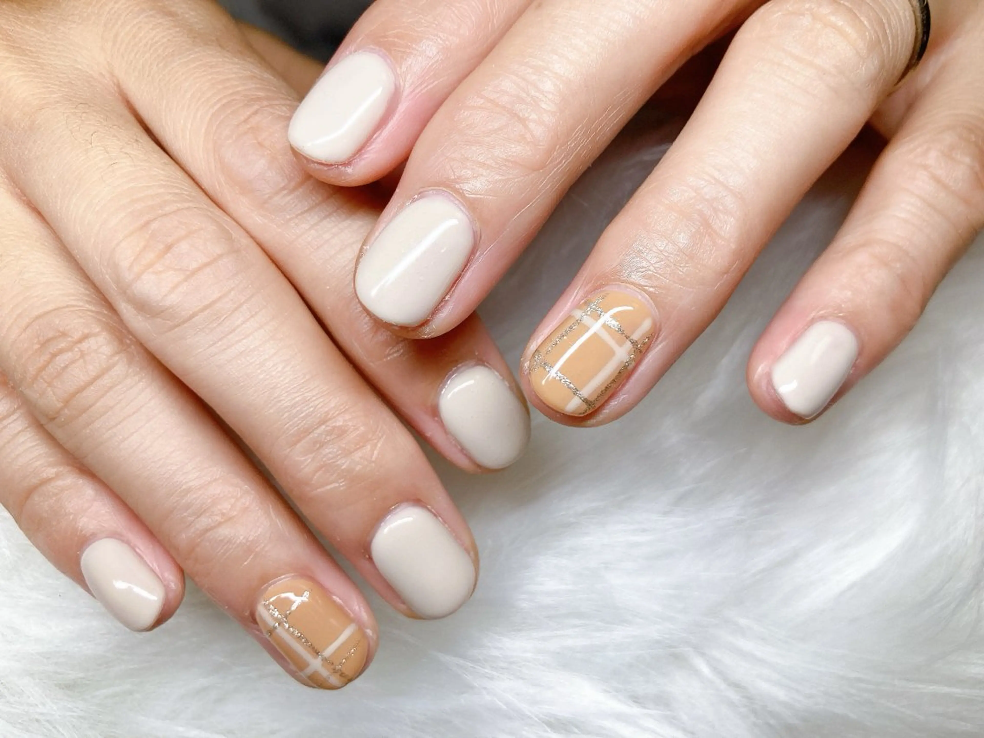 ネイル ECLAT エクラ所属・寺山 千鶴のネイルデザイン