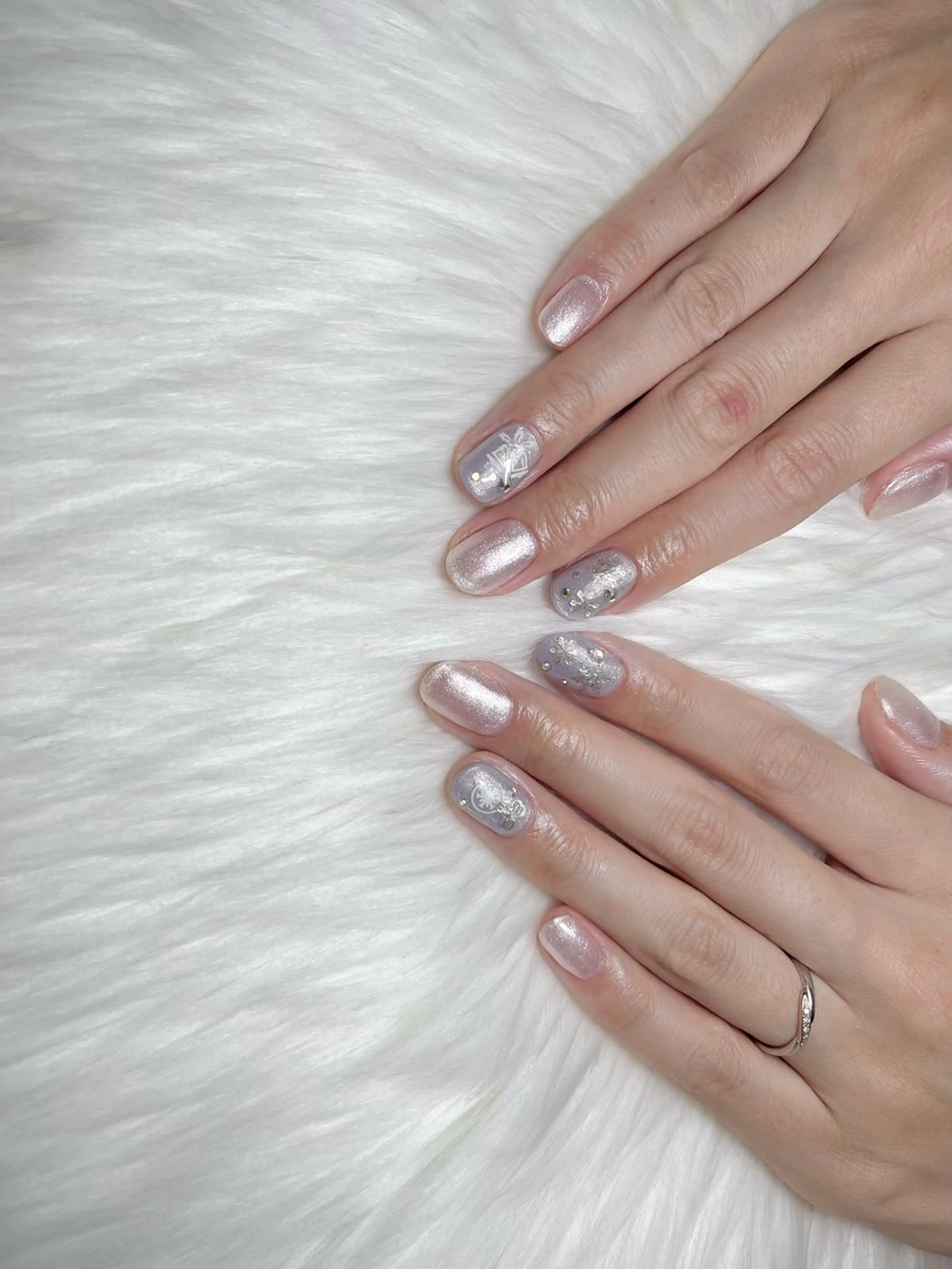 ネイル アートネイル オーロラネイル チークネイル クリアネイル 長さ出し Rs nail 新宿西口のネイルデザイン