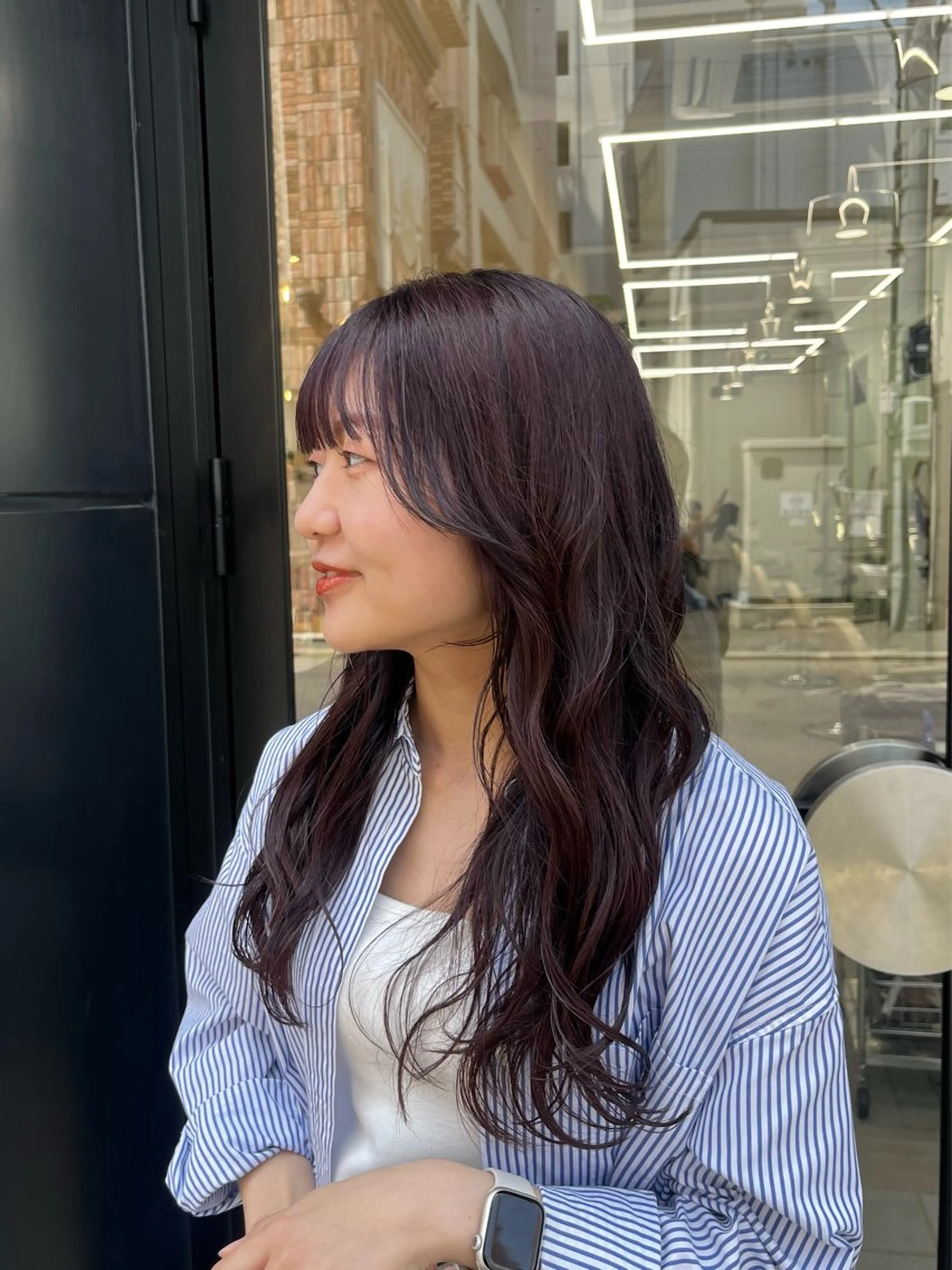 カラー yuka/ロング/ レイヤーカットモデルのヘアスタイル