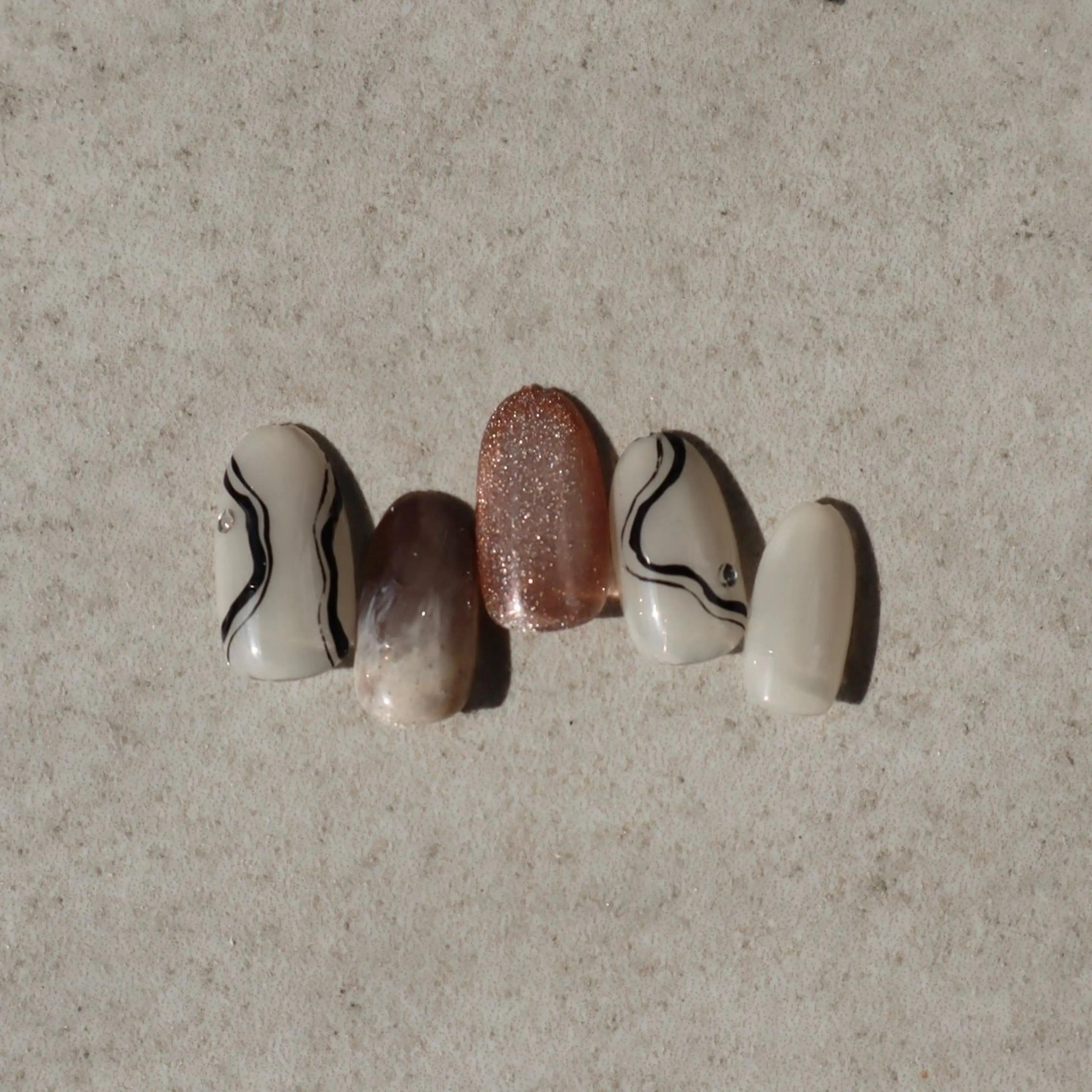 ネイル Y Harunaのネイルデザイン