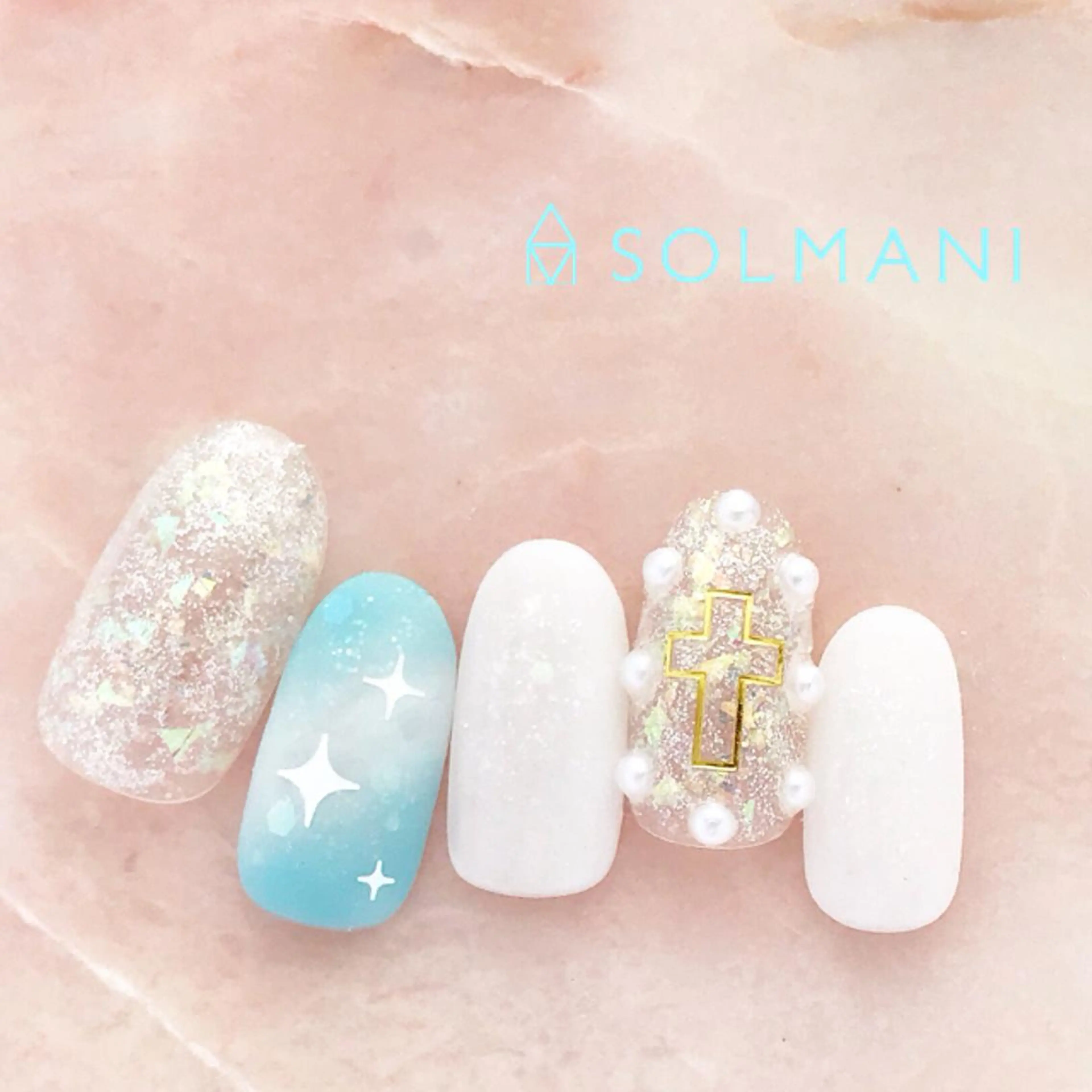 ネイル SOLMANI 予約担当のネイルデザイン