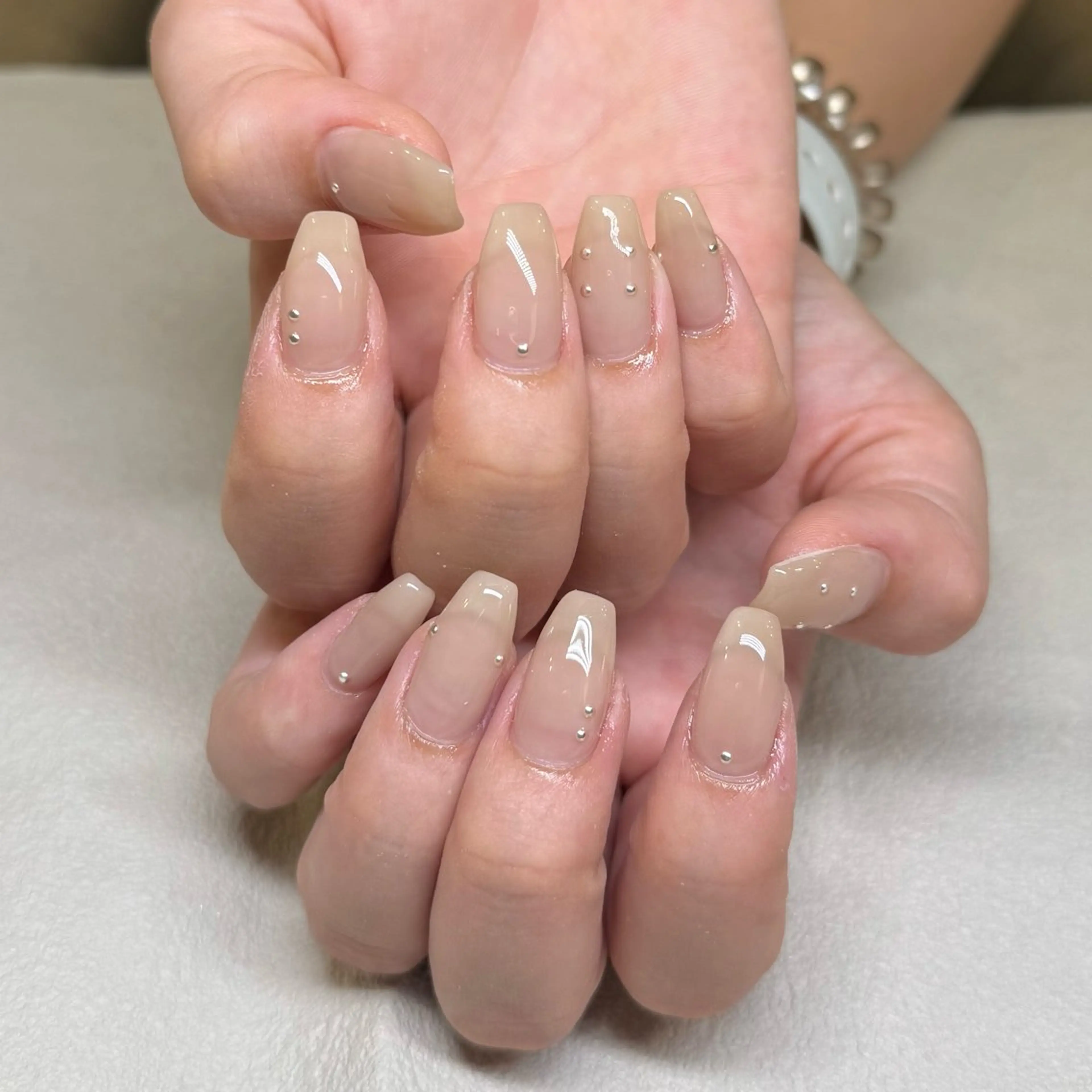 ネイル ストーンネイル ハンドネイル 鶴田୨ৎmaison de NALIのネイルデザイン