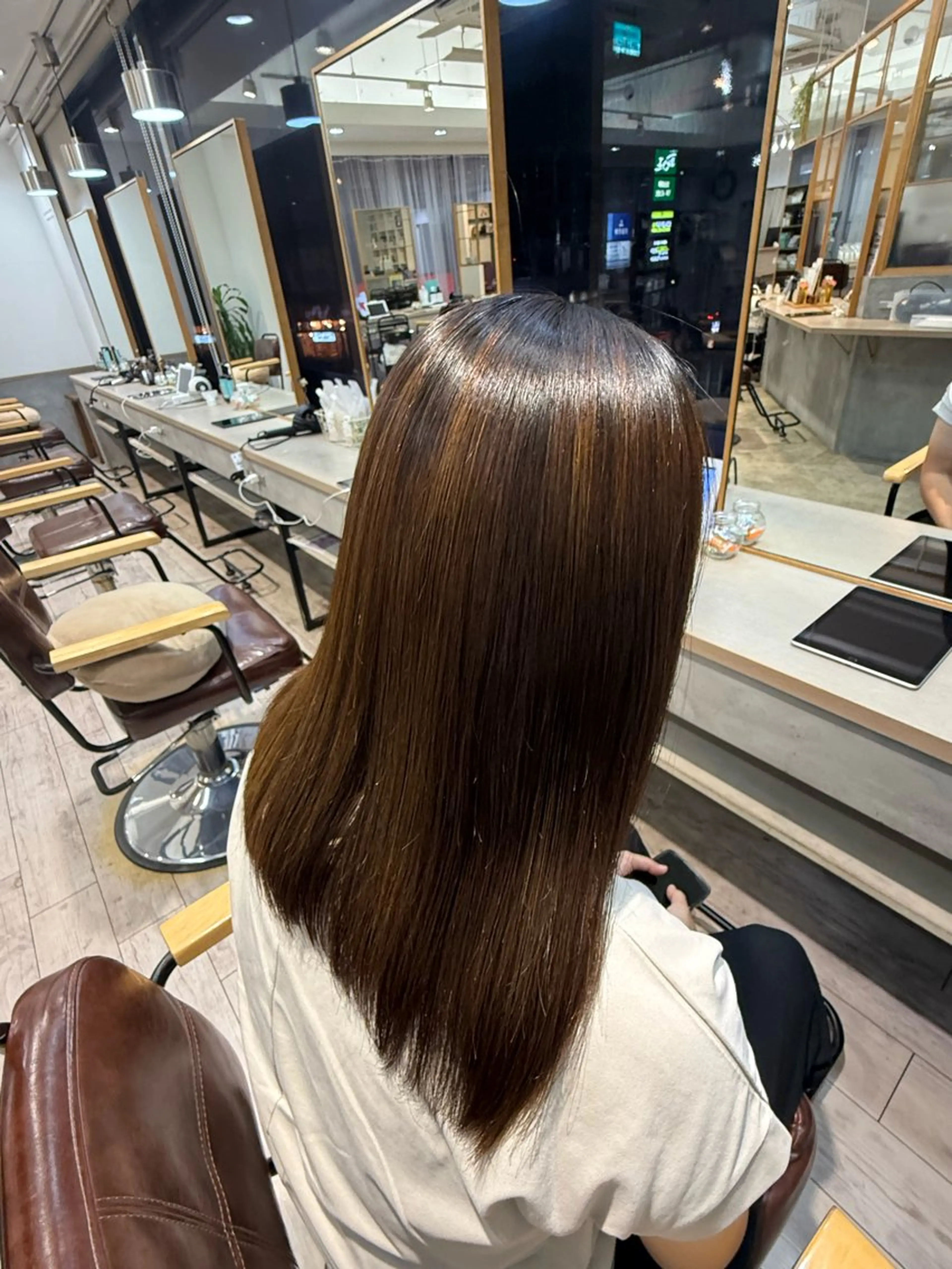 縮毛矯正 高山 穂香のヘアスタイル