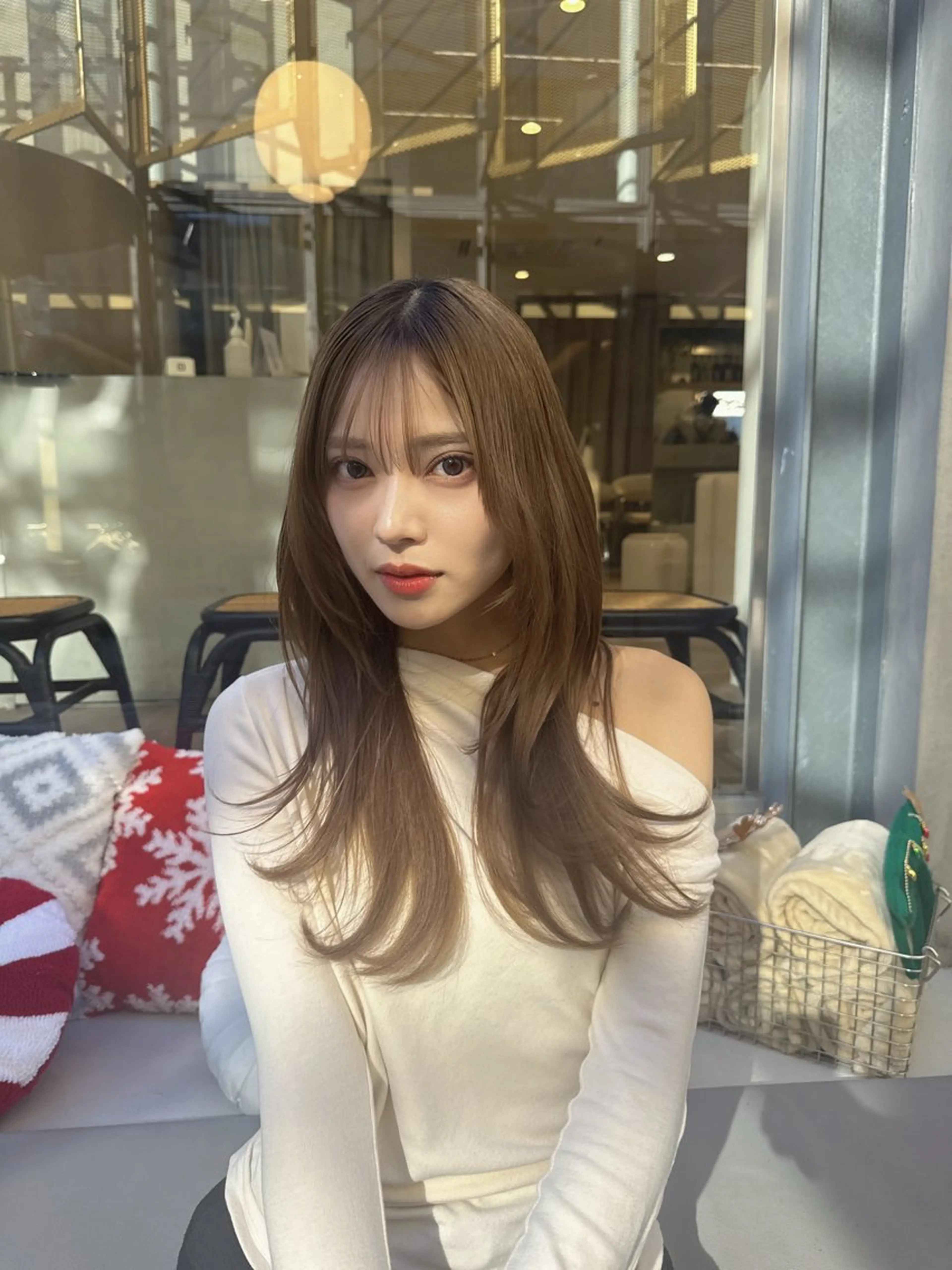 ロング カラー ベージュカラー 透明感カラー 髪質改善 レイヤーカット トリートメント カット ヘアカラー トリートメント 💎透明感カラー特化 💎TAISEIのヘアスタイル