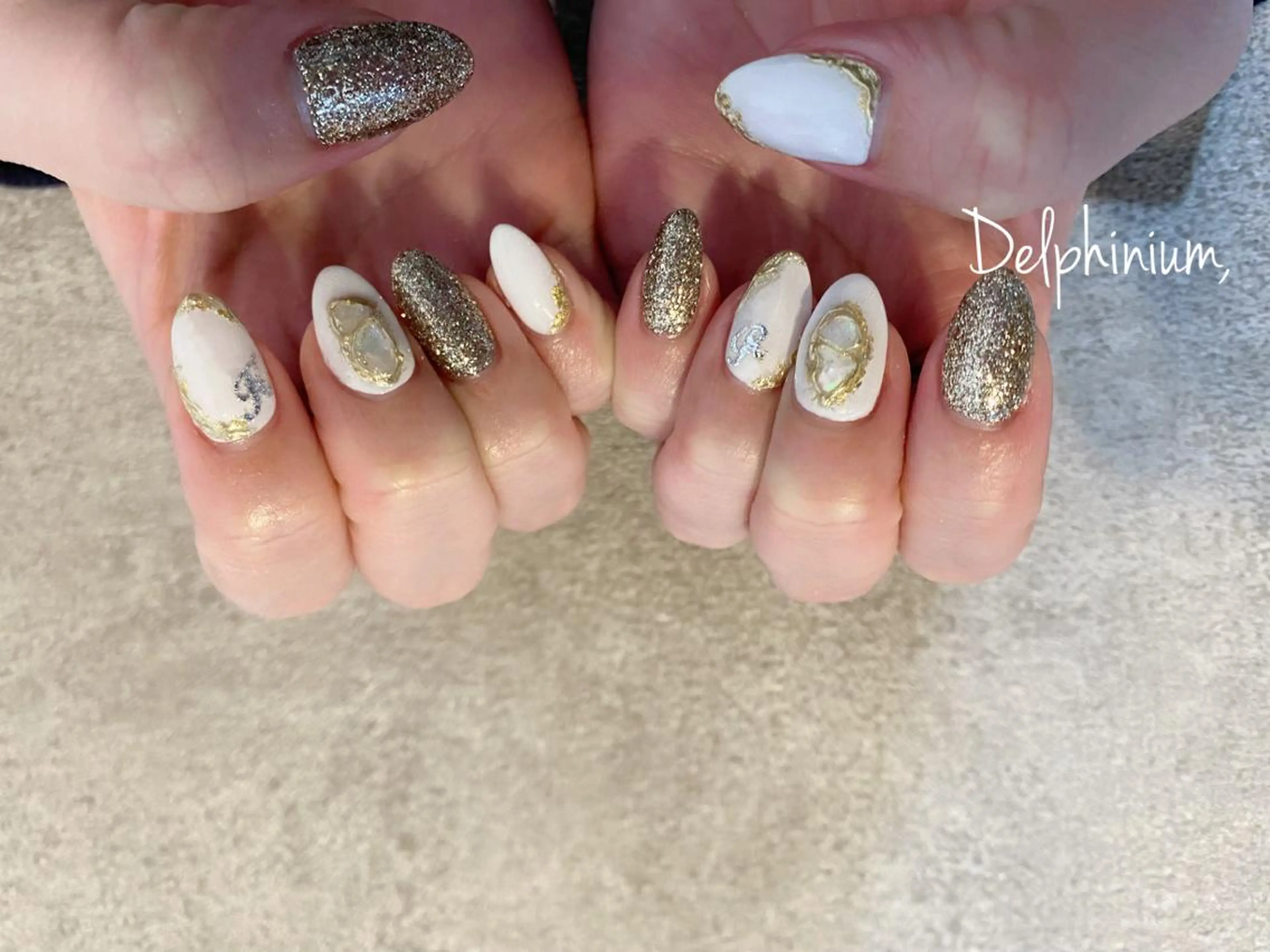 ネイル カジュアル ハンドネイル 岡本 友恵のネイルデザイン