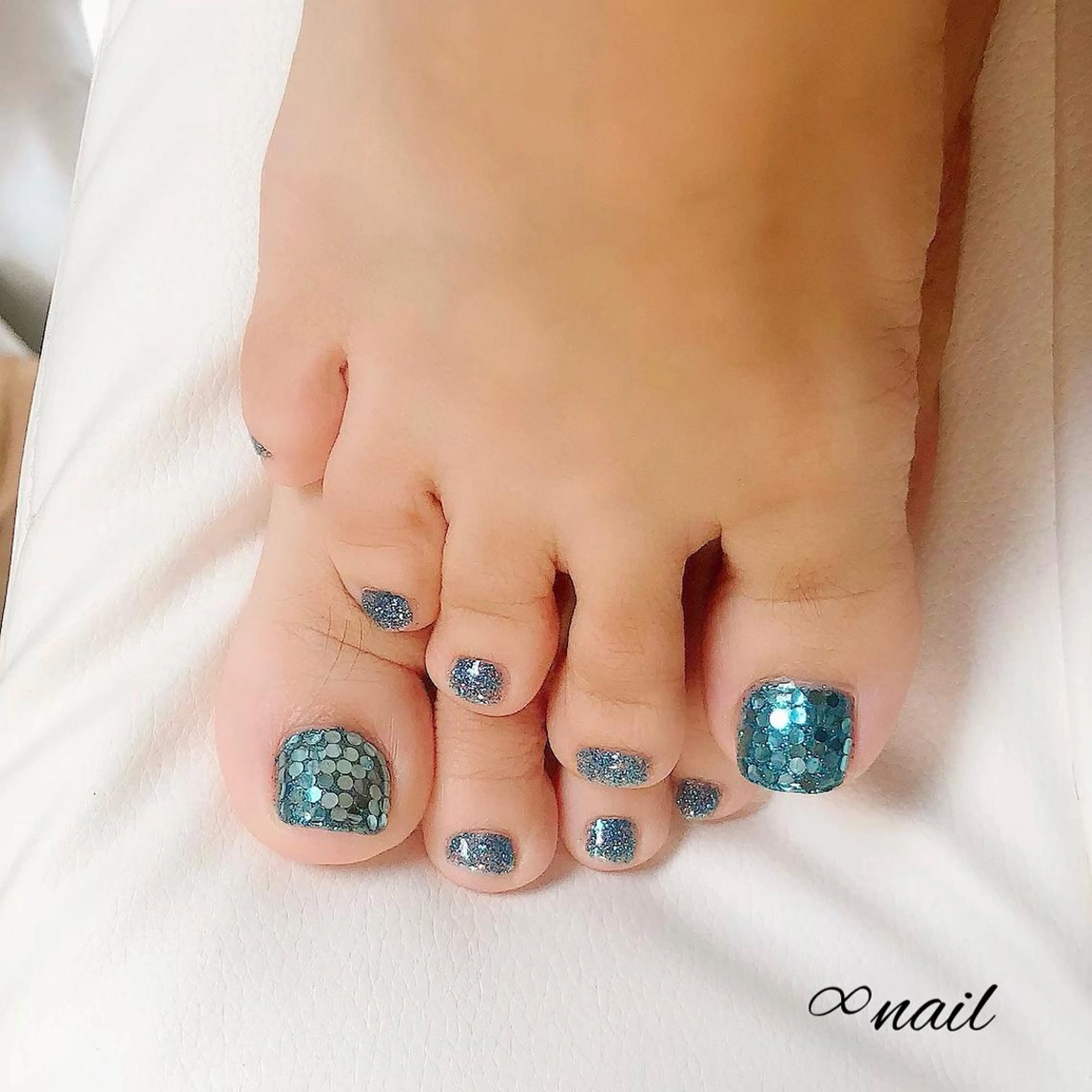 ネイル アートネイル ジェルネイル キラキラネイル オフィスネイル ショートネイル ♾nail 恵美のマツエク・マツパデザイン