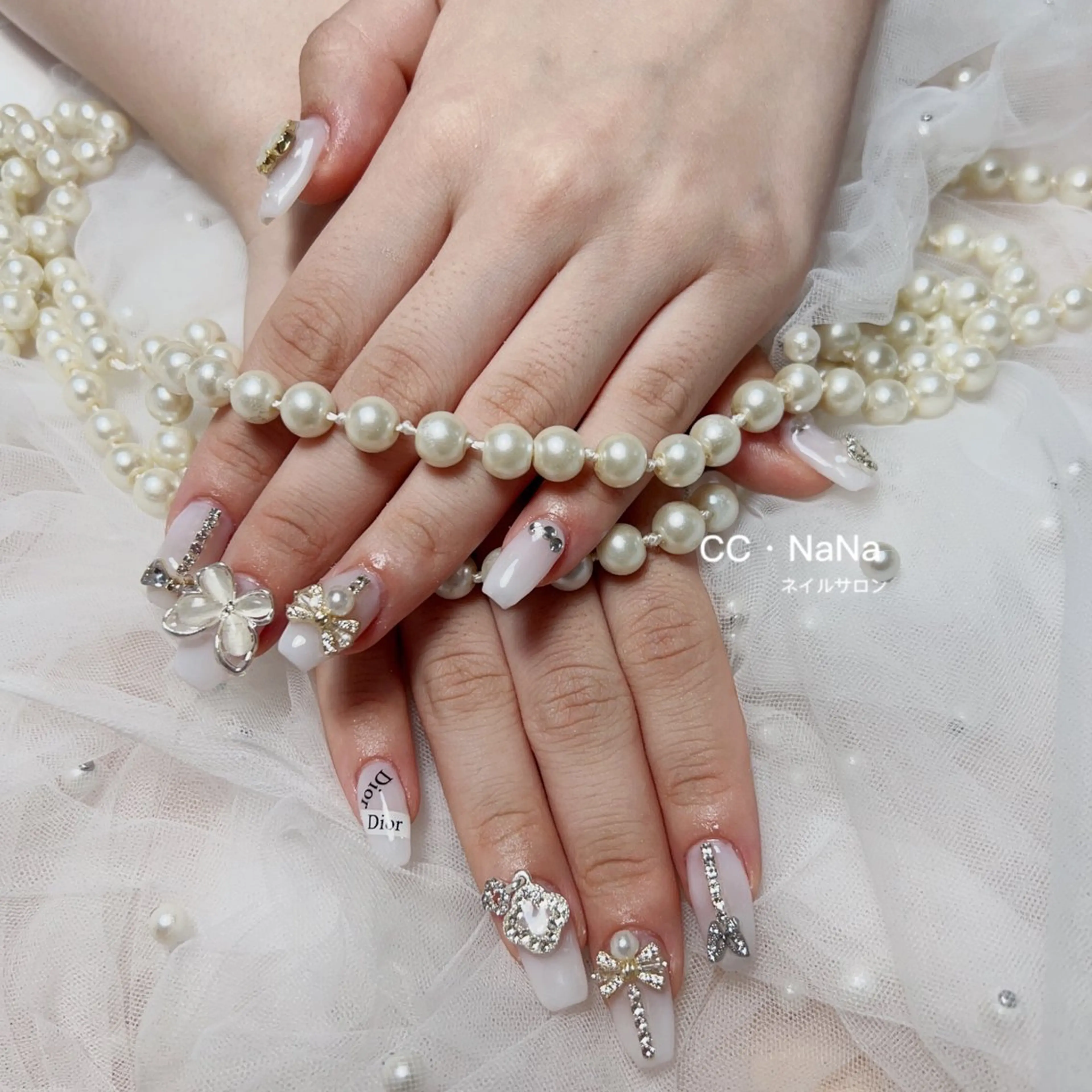 ネイル ハンドネイル 💎CC・NaNa 韓国風ネイル🌙Cのネイルデザイン