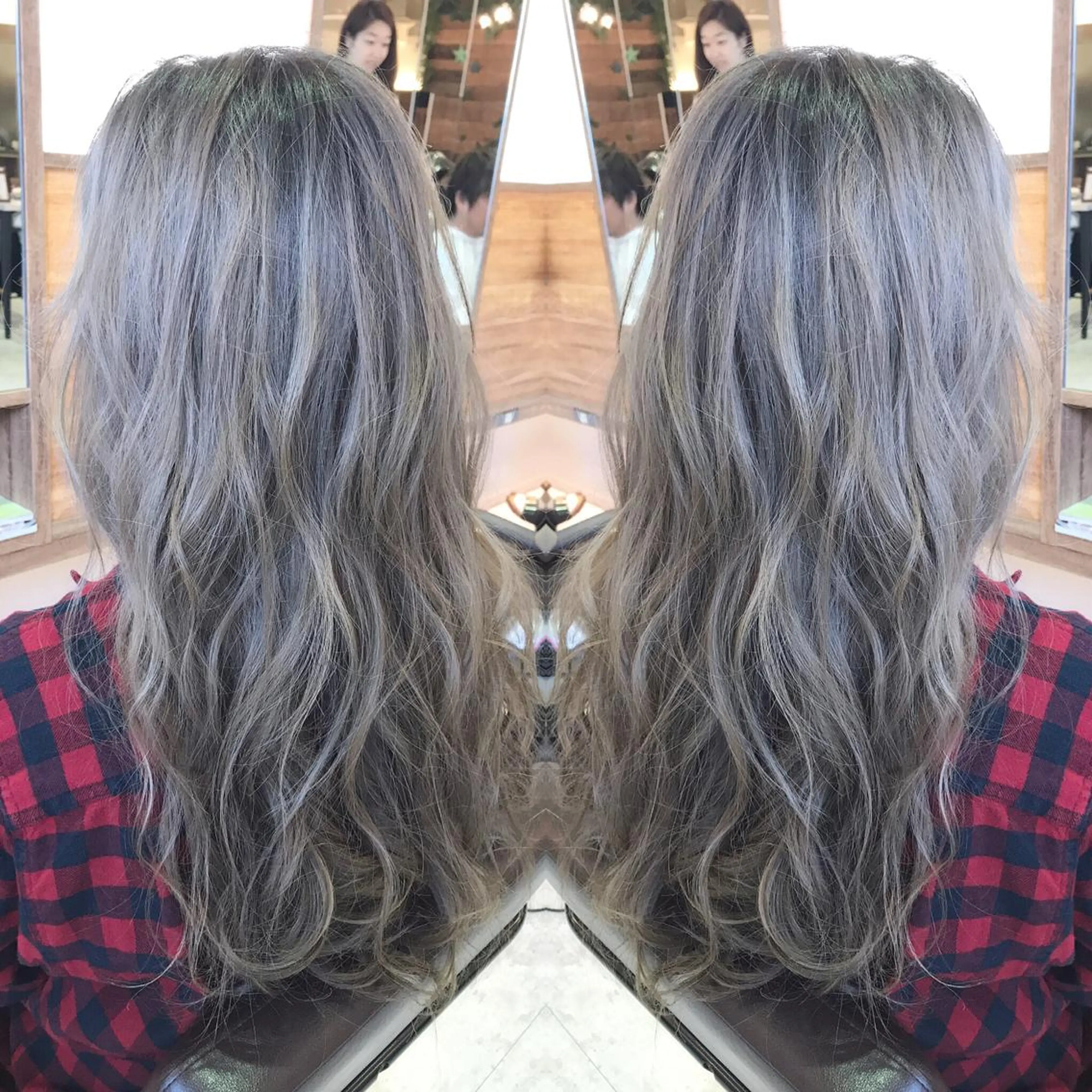 ロング カラー グレージュ シルバー シルバーグレージュ 青木 茂樹⭐️ 透明感カラーのヘアスタイル