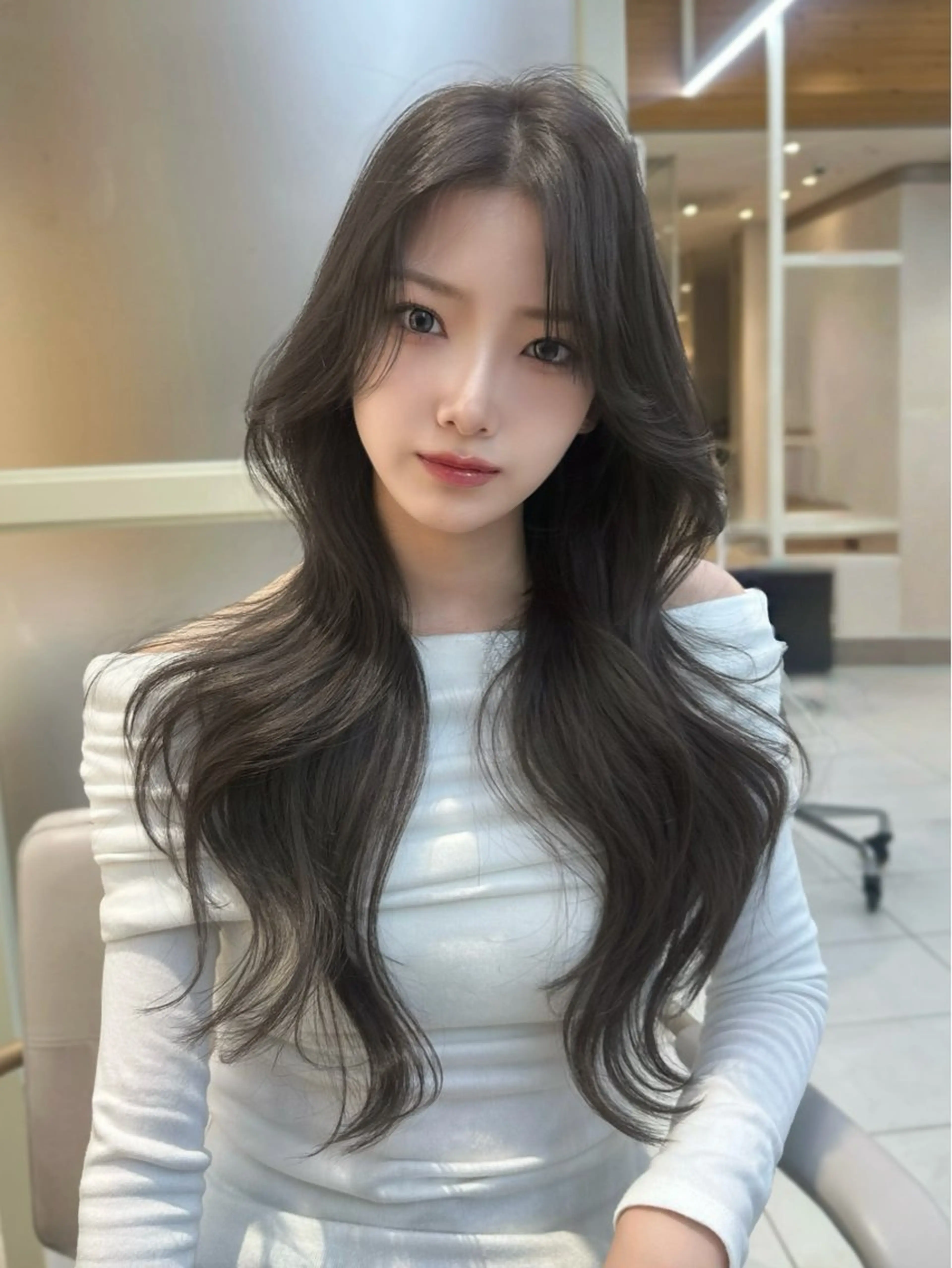 ロング oto🤍×美髪× ローレイヤーのヘアスタイル