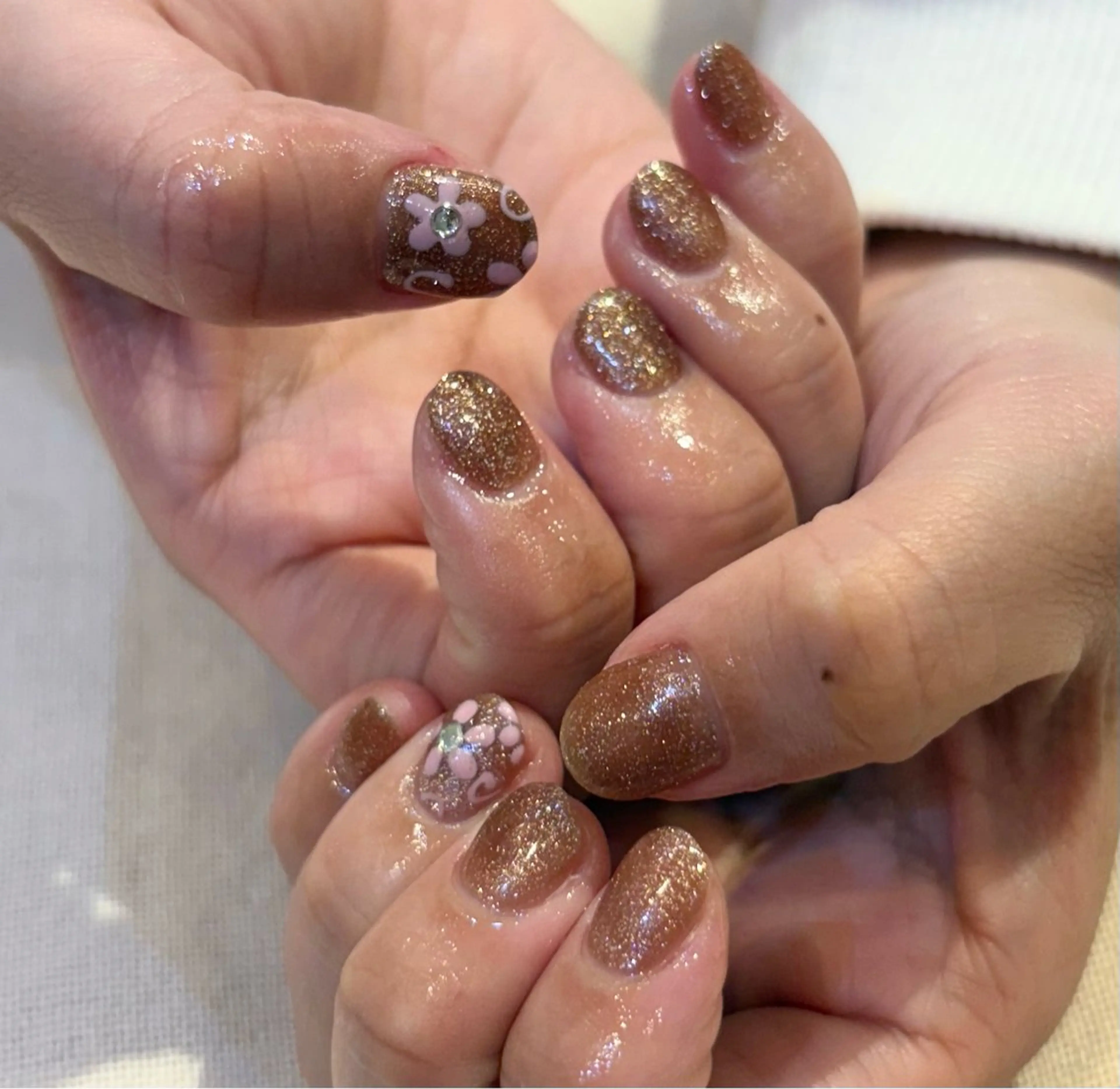 ネイル Bianca関内 USUI🐢のネイルデザイン