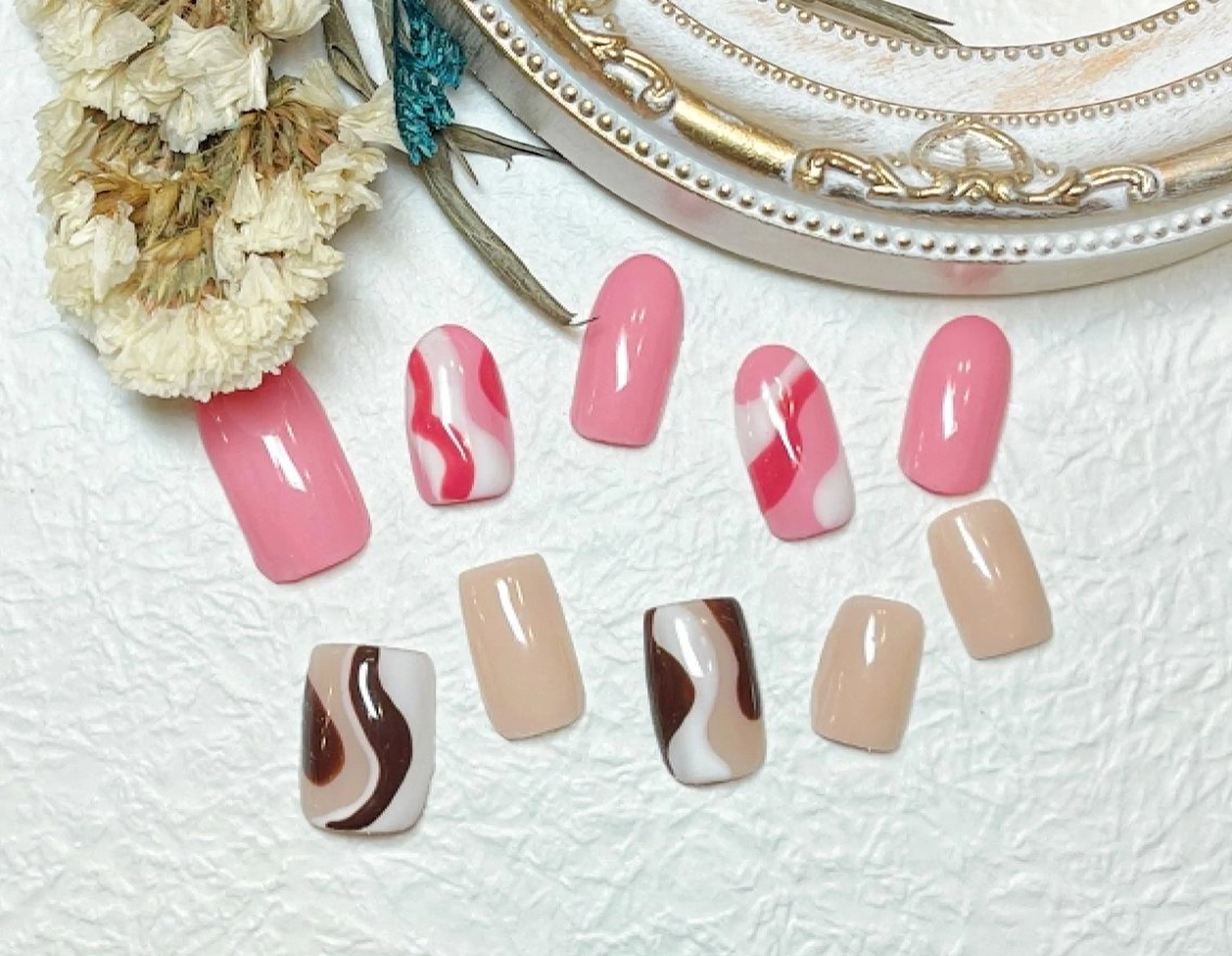 ネイル ネイルリボン 受付スタッフのネイルデザイン