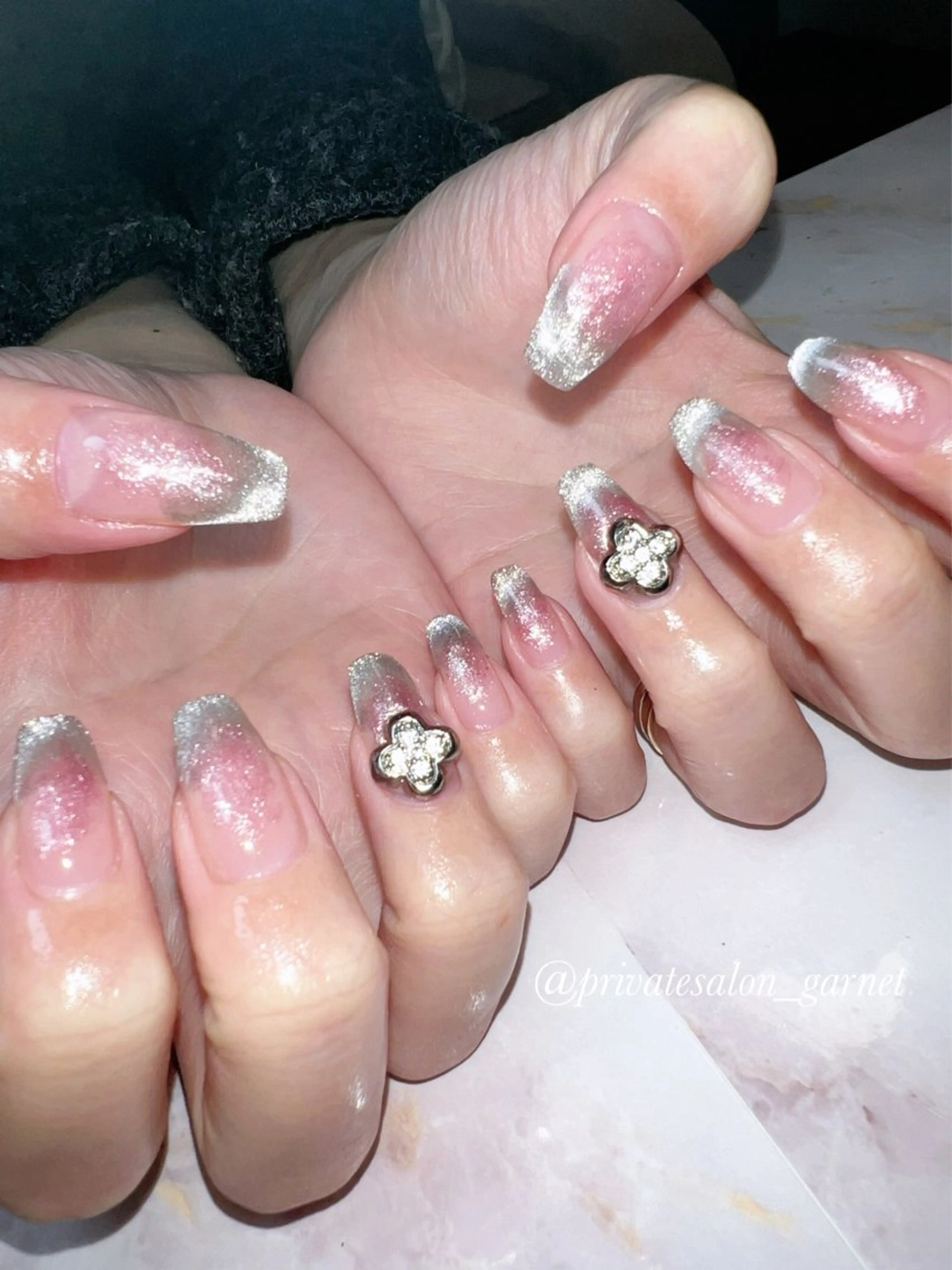 ネイル マグネットネイル ハンドネイル Garnet nailのネイルデザイン