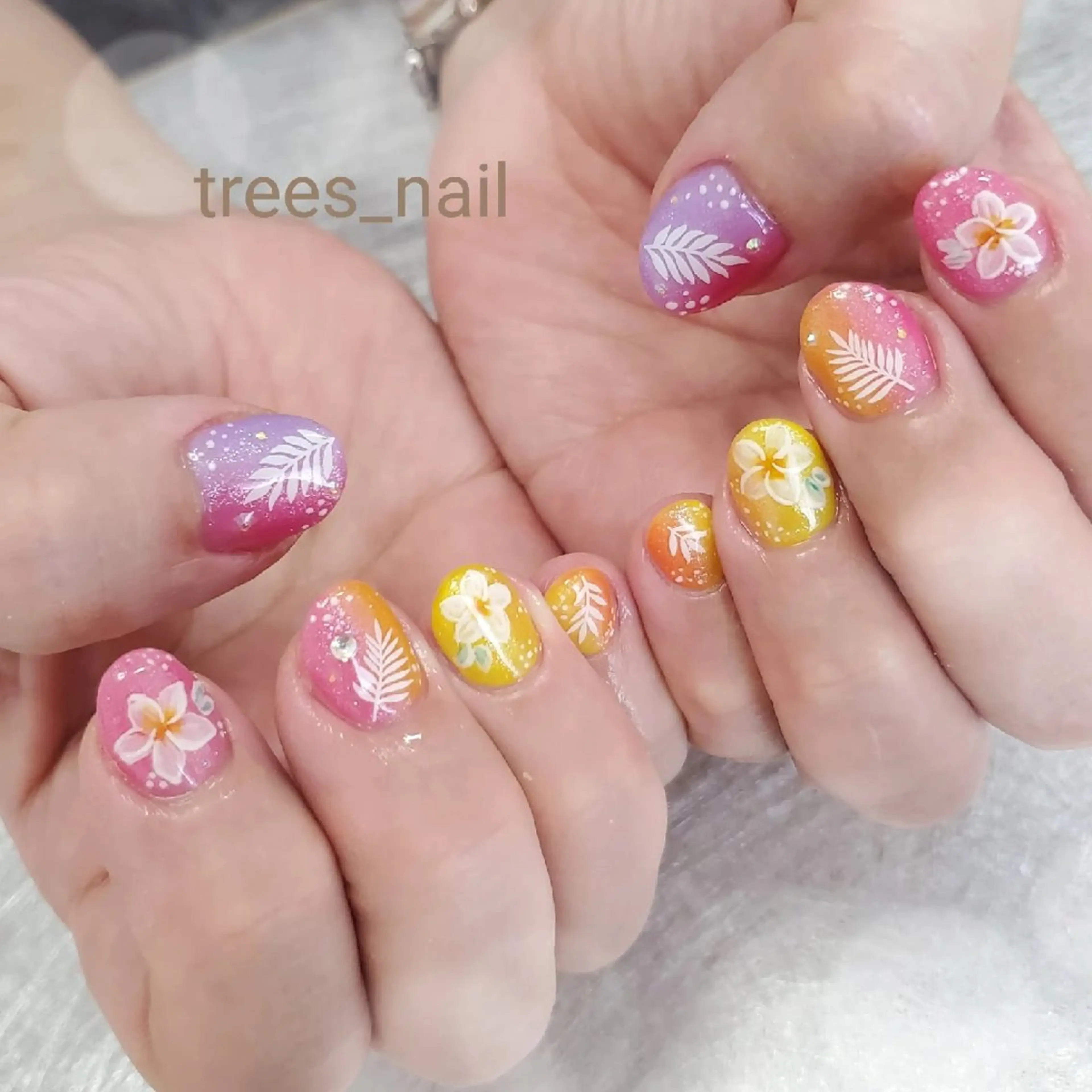 ネイル trees_ nailのネイルデザイン