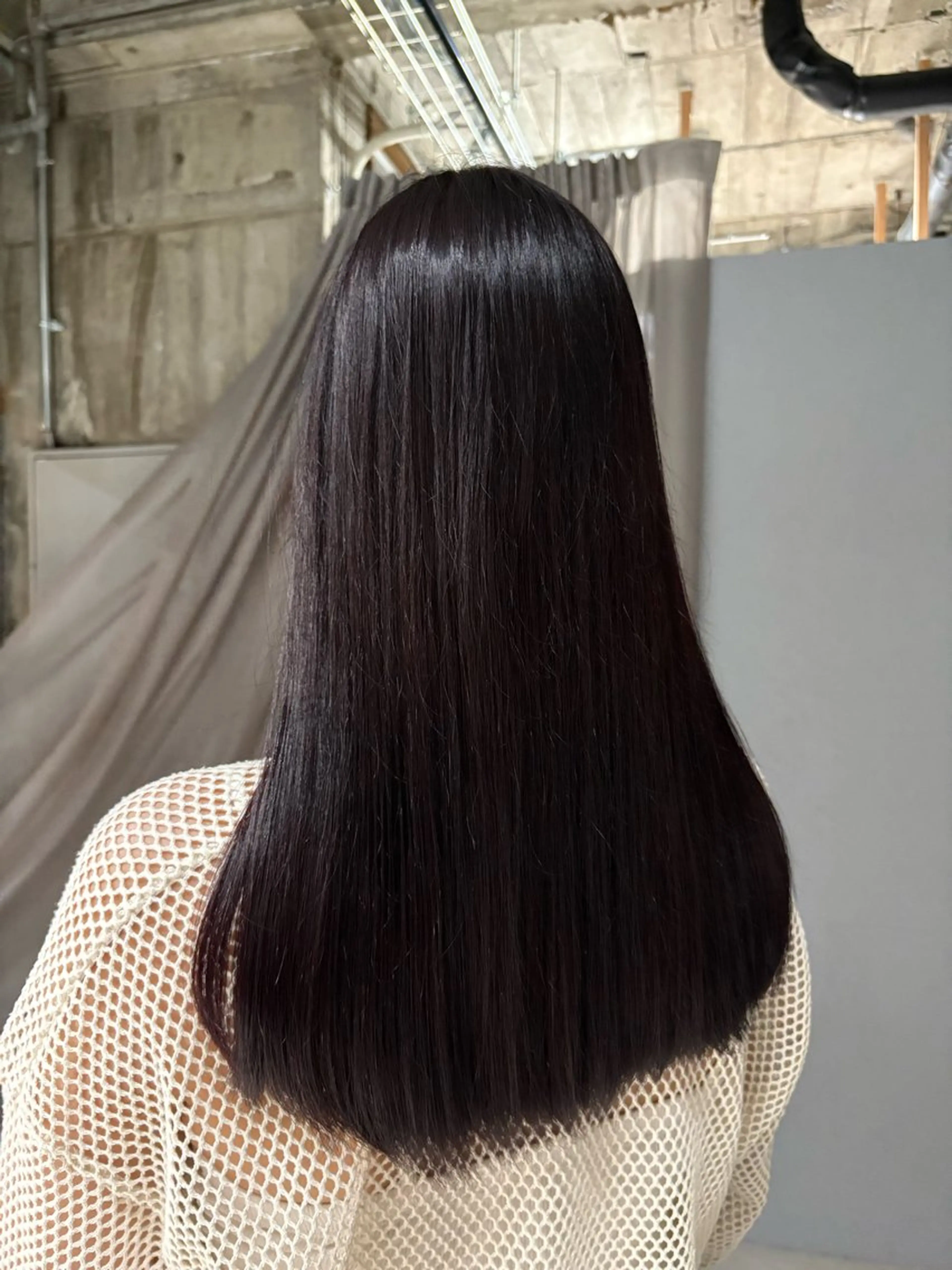 セミロング カラー レッドカラー カット ヘアカラー 玉置 七海のヘアスタイル