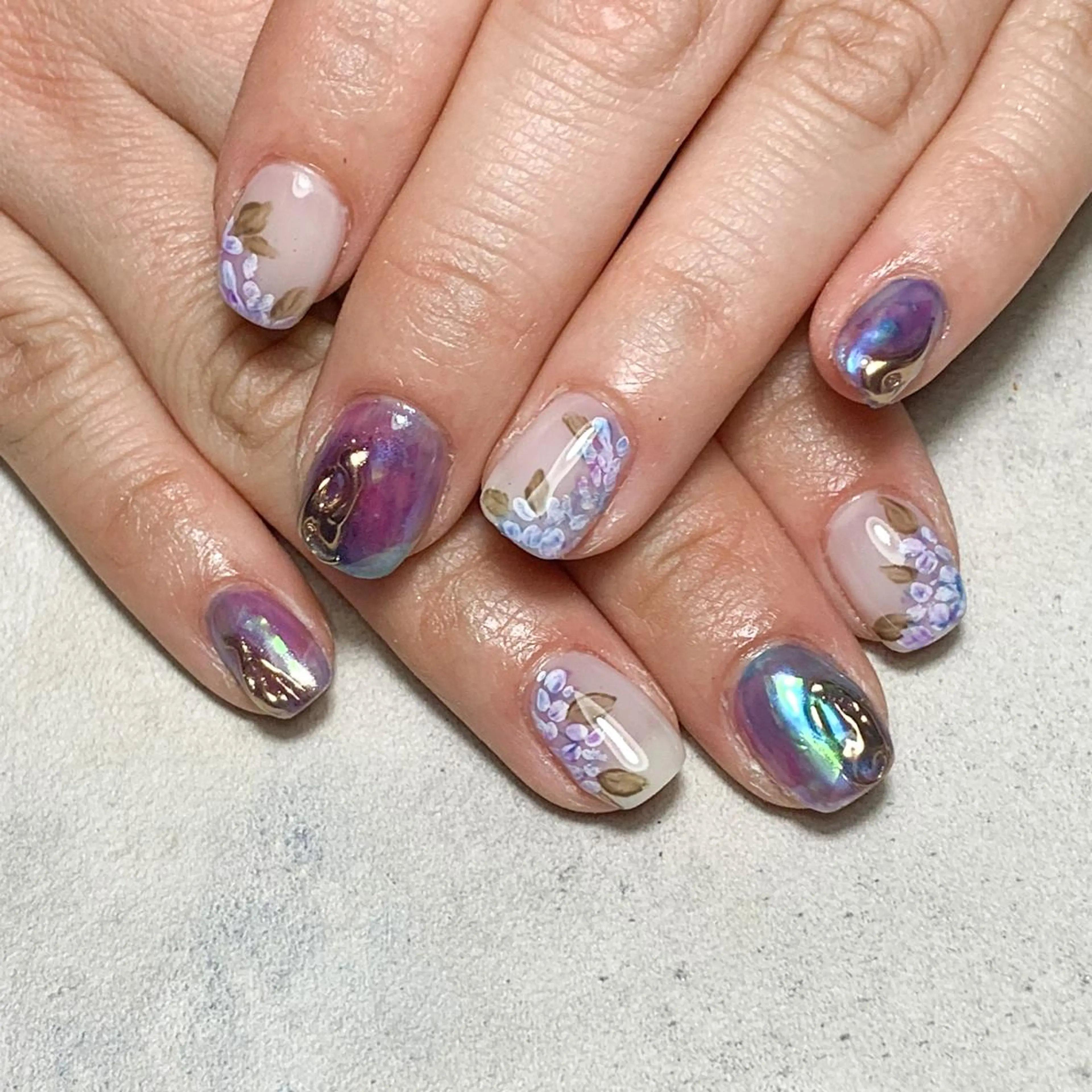 ネイル atelier　FIORITURA所属・FIORITURA aiのネイルデザイン