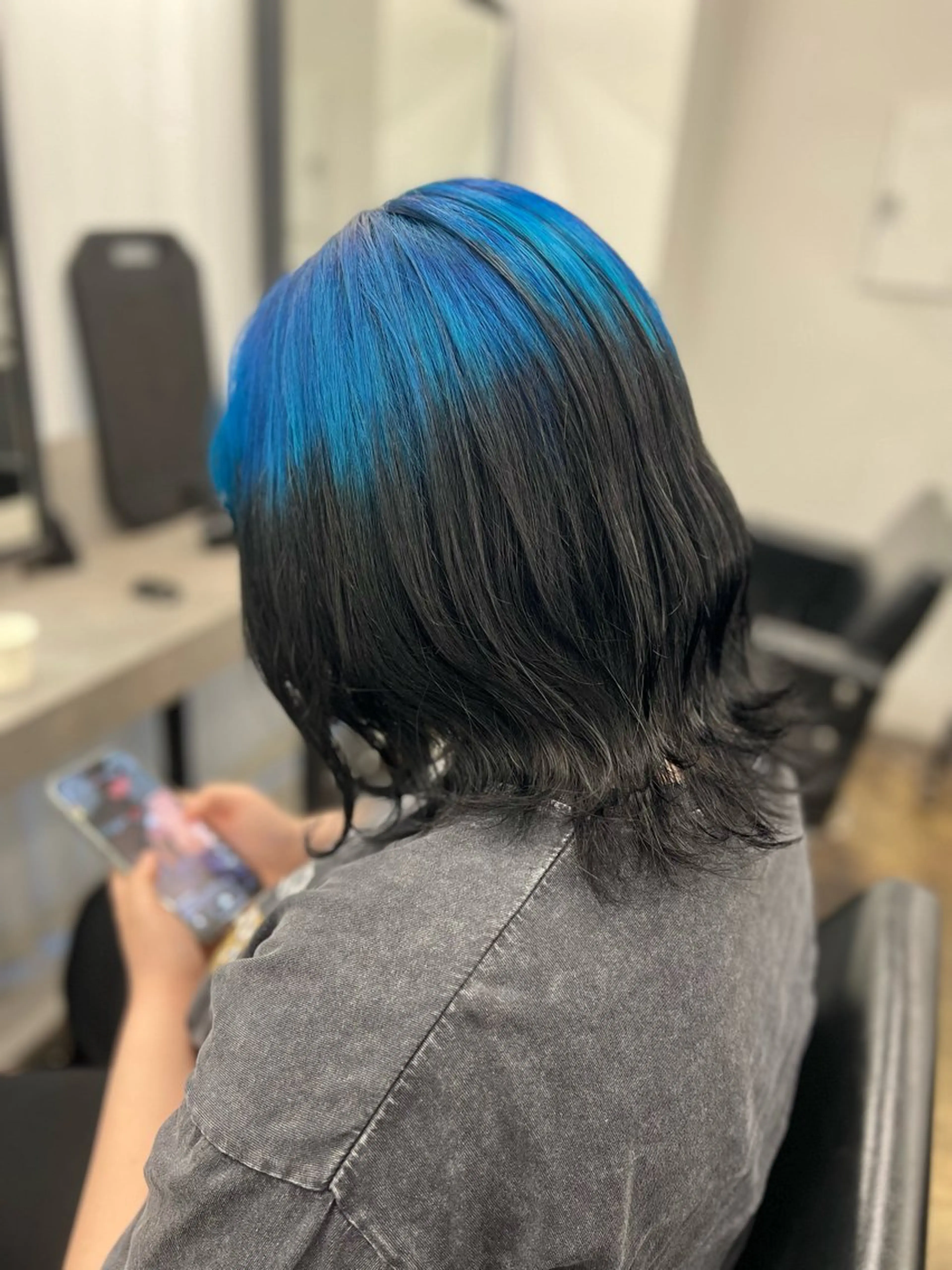 カラー 黒髪 ブルーカラー カット ヘアカラー ADLLA.アドラ所属・透明感カラー特化🫧 ADLLA.栗原🦋のヘアスタイル